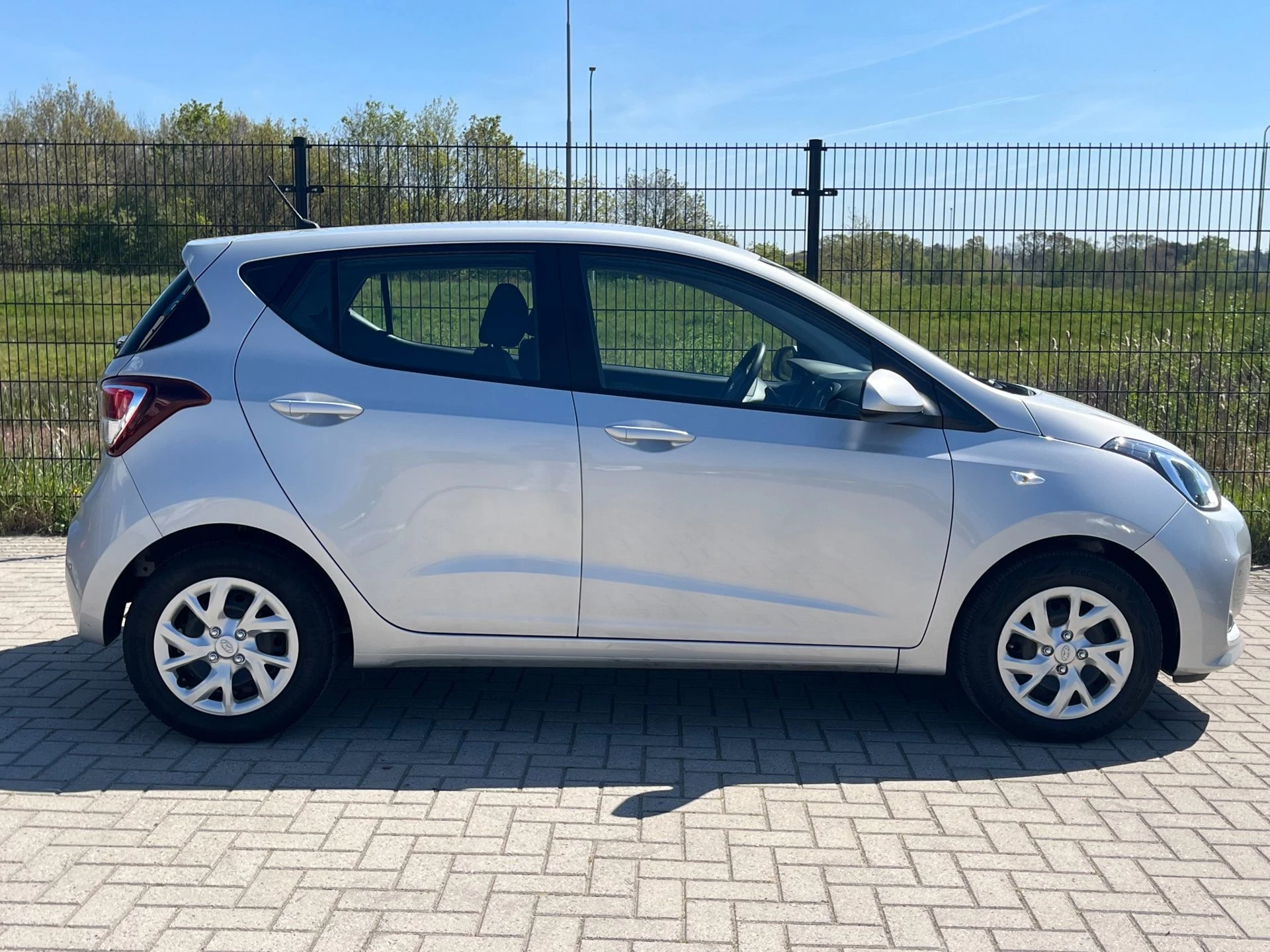 Hoofdafbeelding Hyundai i10