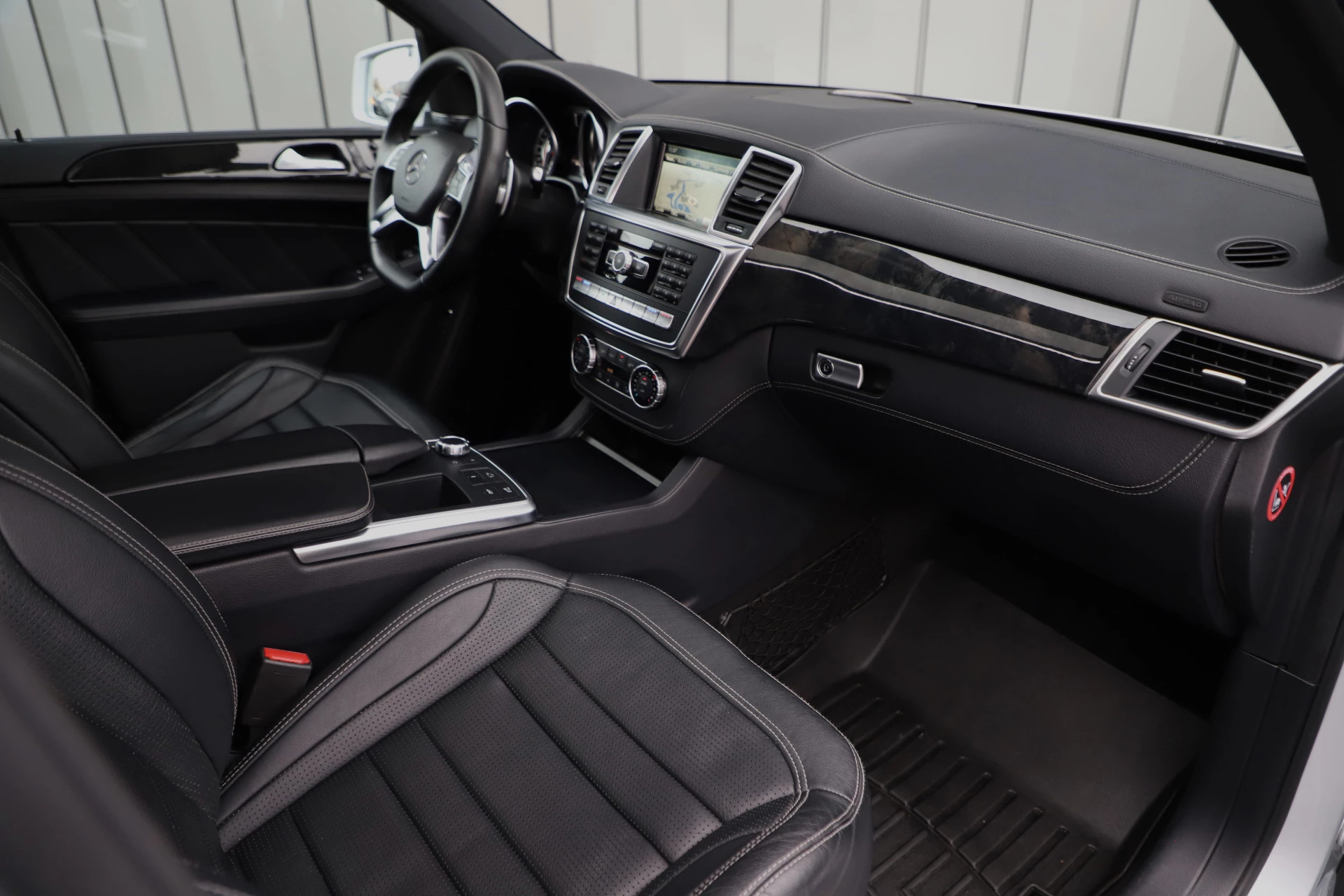 Hoofdafbeelding Mercedes-Benz M-Klasse