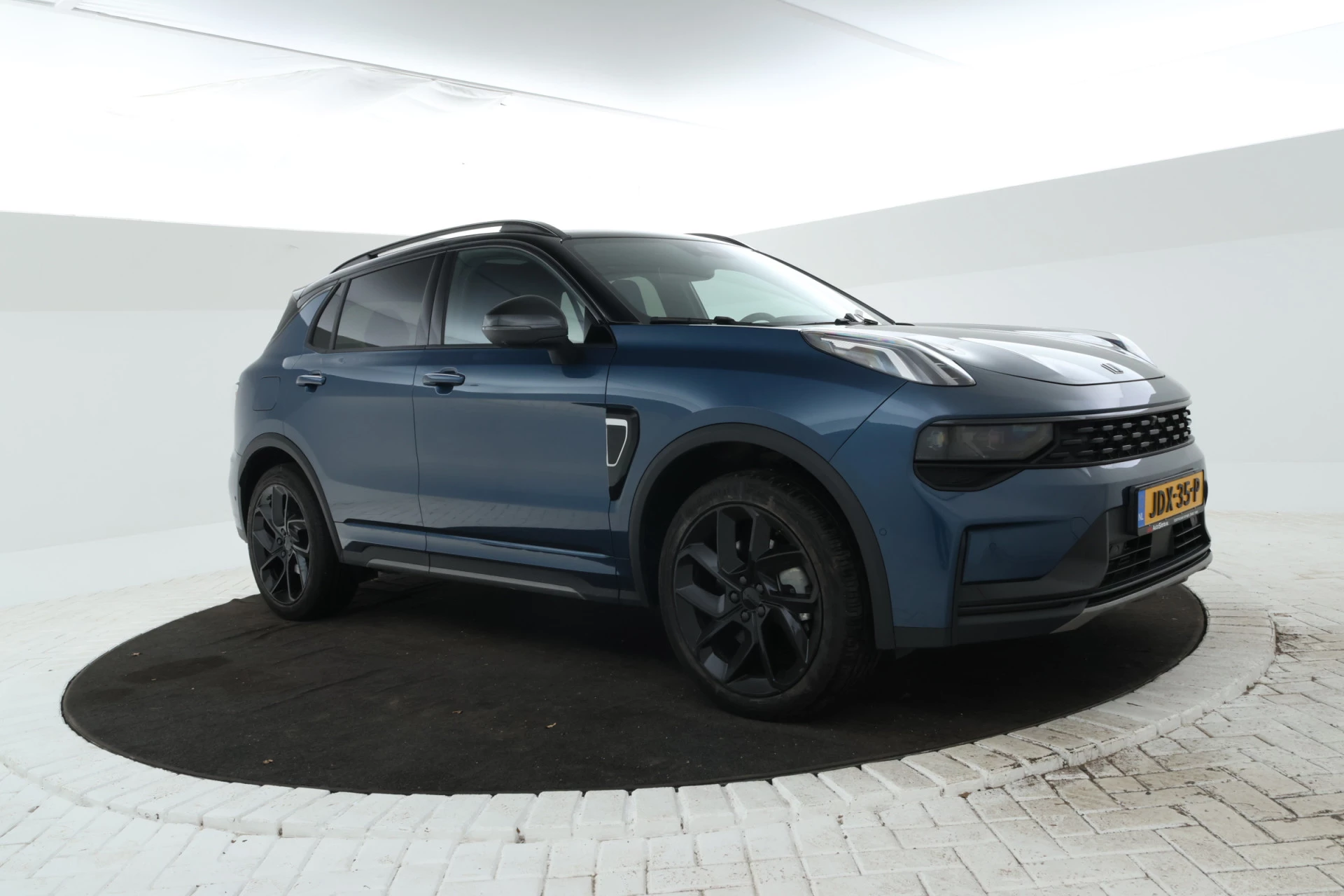 Hoofdafbeelding Lynk & Co 01