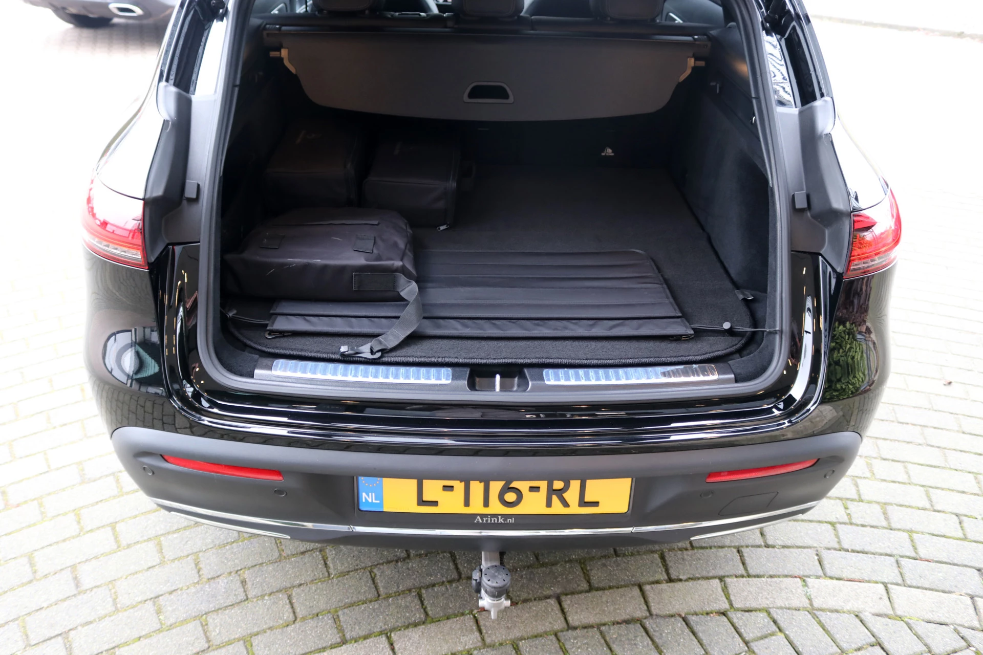 Hoofdafbeelding Mercedes-Benz EQC