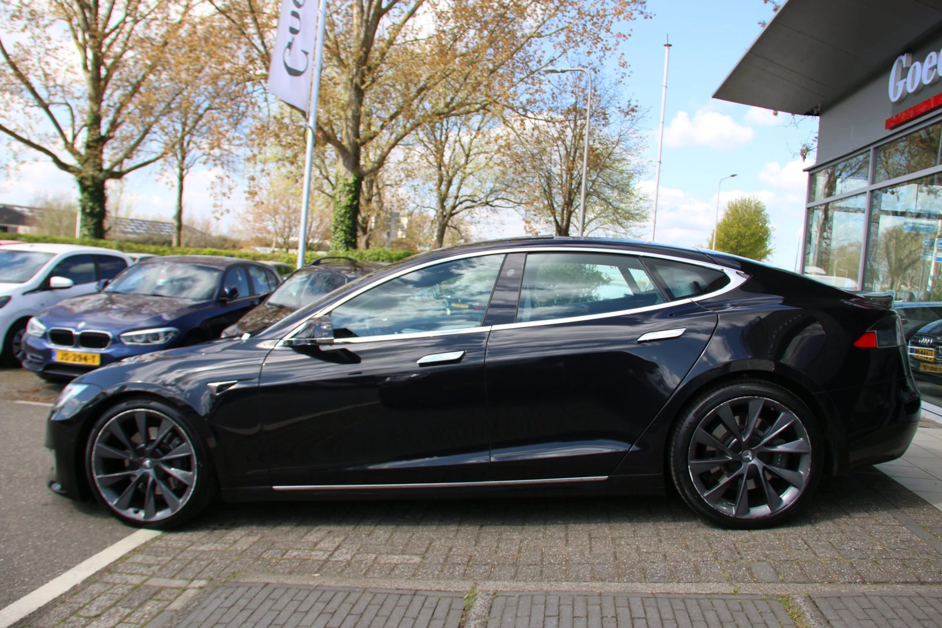 Hoofdafbeelding Tesla Model S