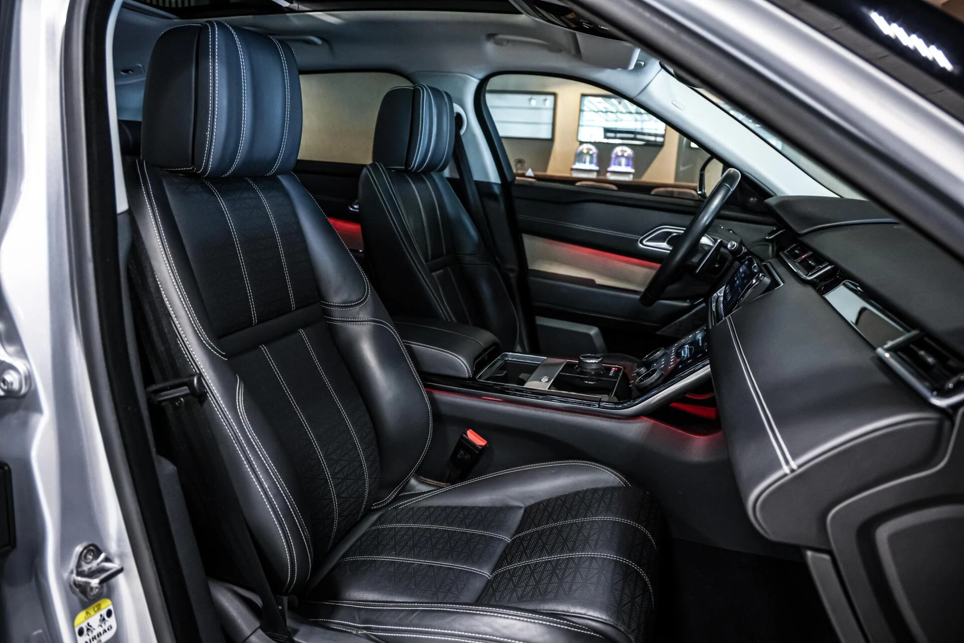 Hoofdafbeelding Land Rover Range Rover Velar