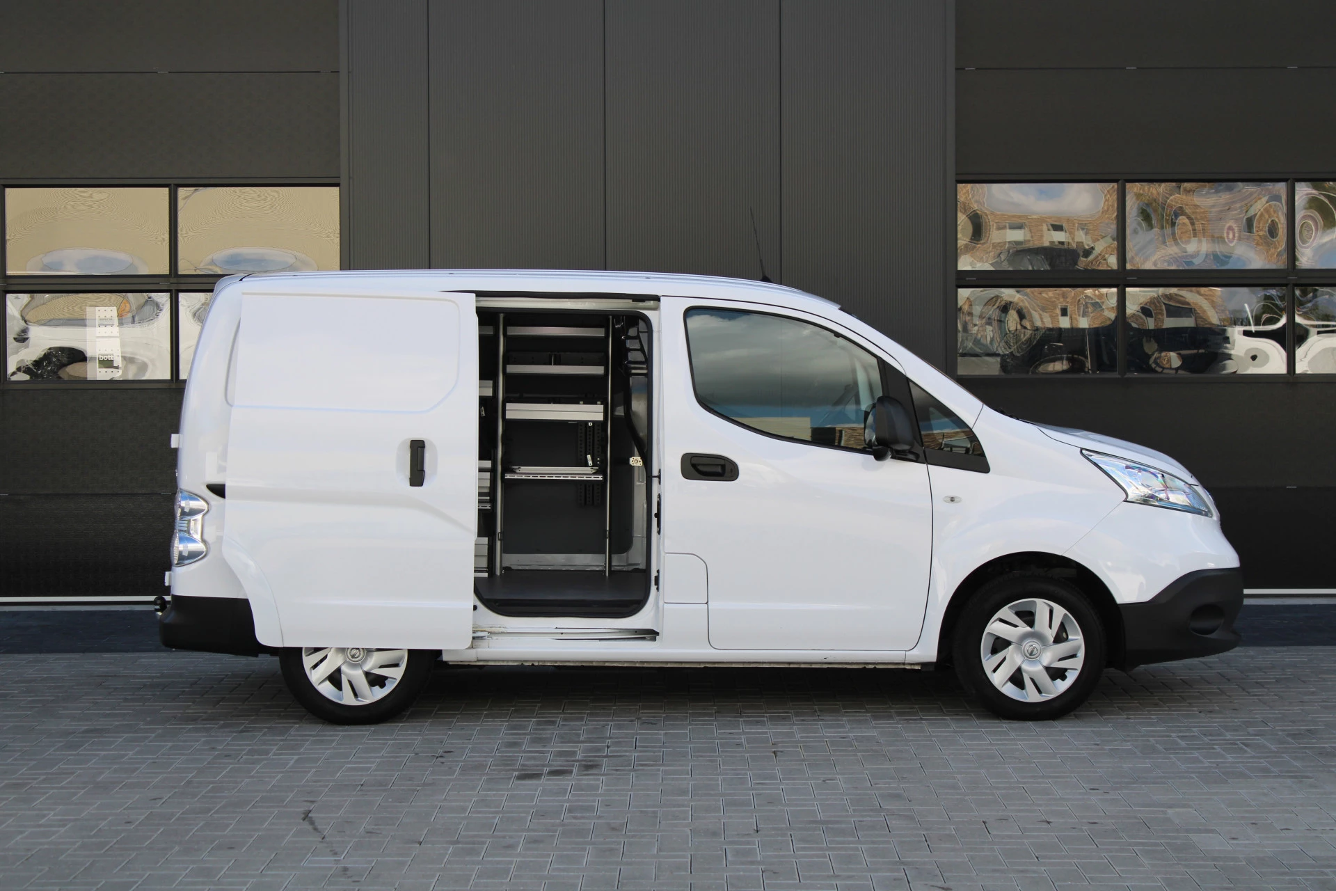 Hoofdafbeelding Nissan e-NV200