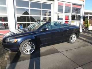 Hoofdafbeelding Volvo C70 Volvo C70 2.4 SUMMUM Clima Cruise Navi Pdc Blauw met.