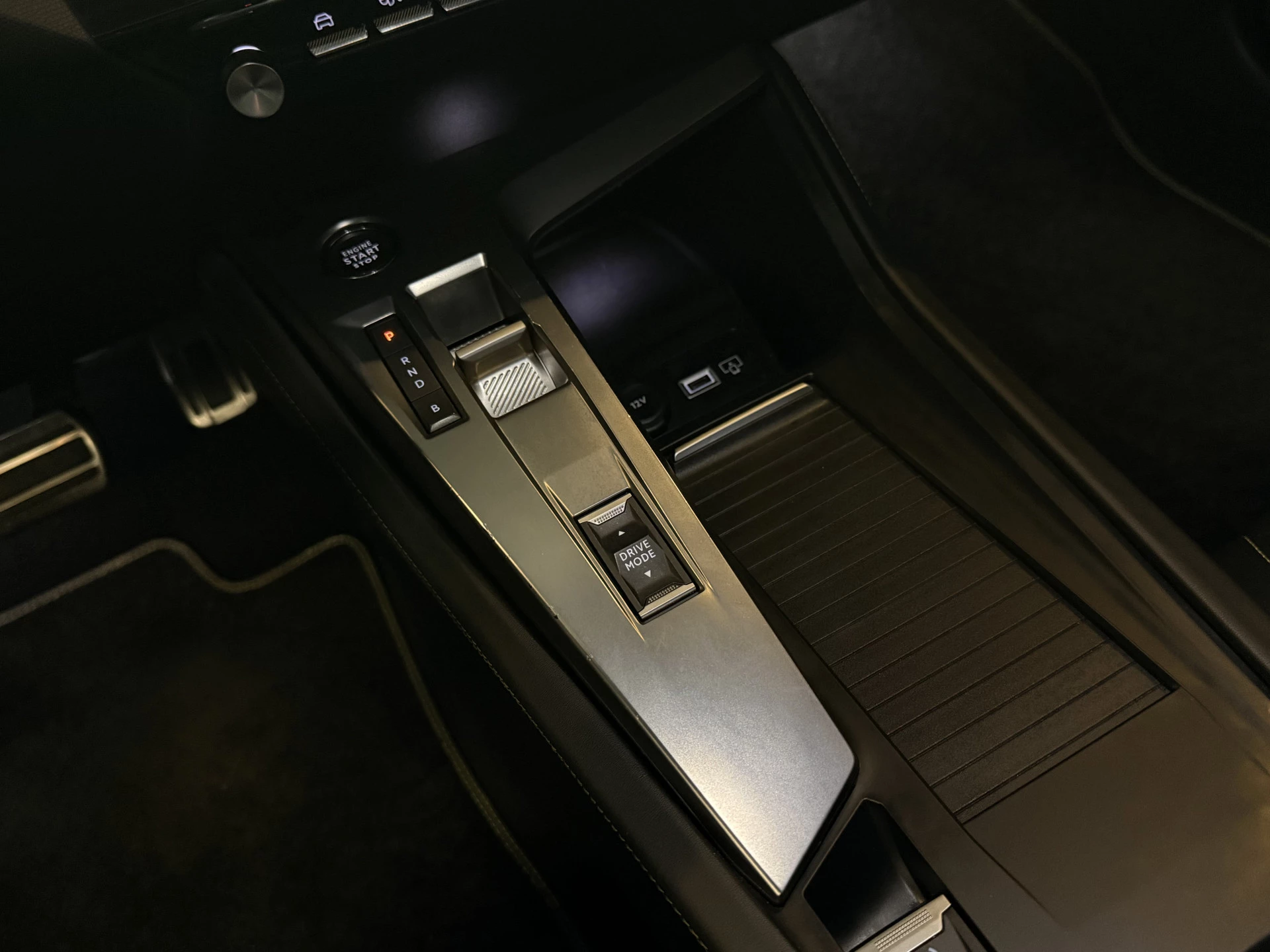 Hoofdafbeelding Peugeot 408