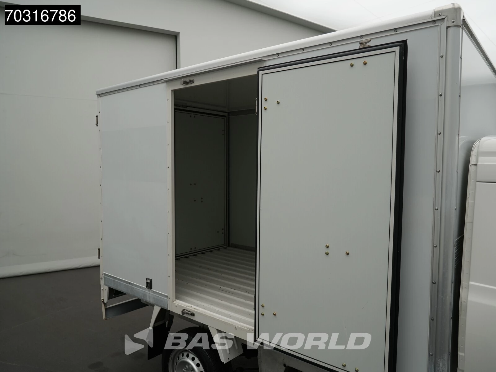 Hoofdafbeelding Cenntro Logistar 200