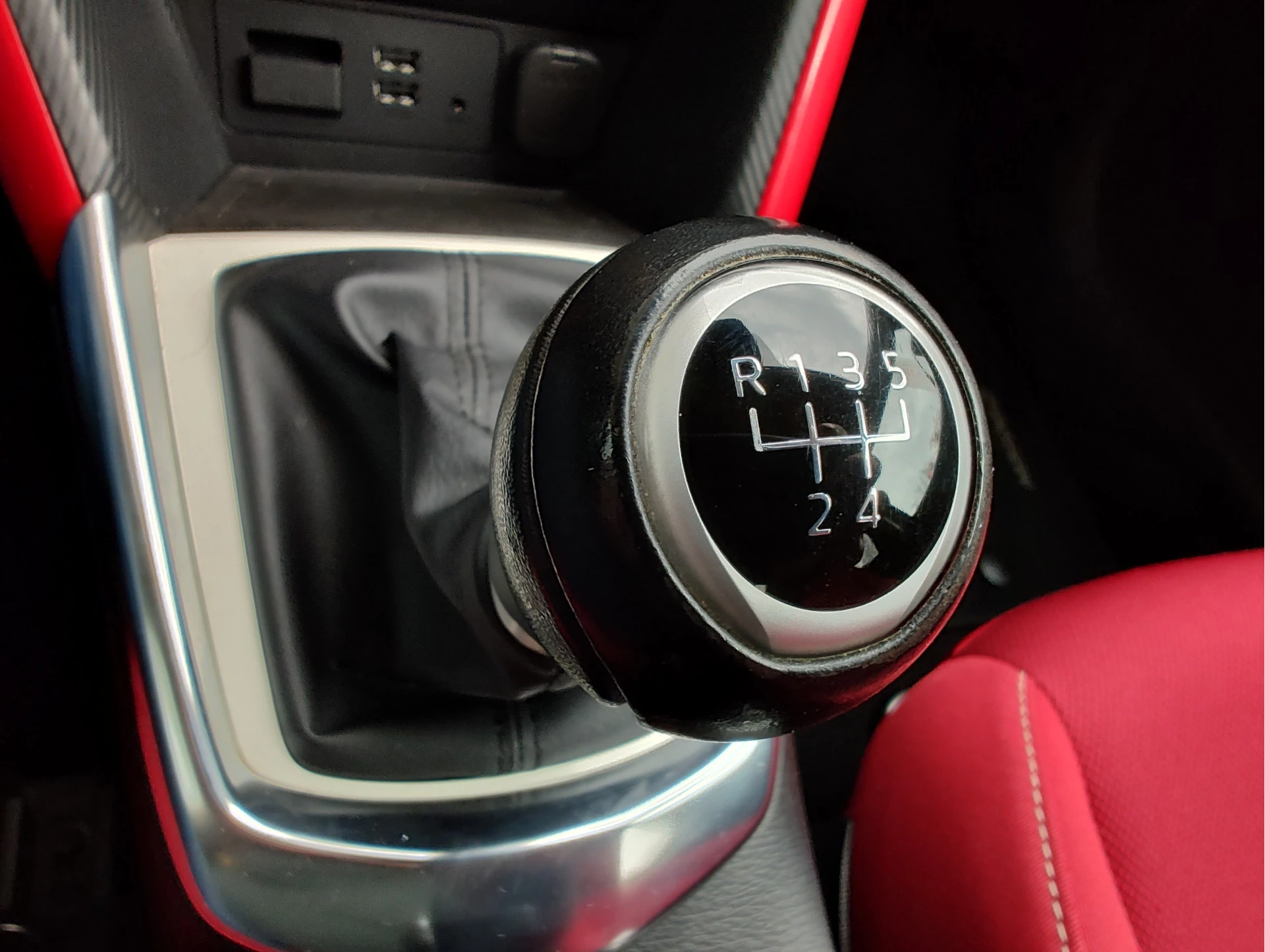 Hoofdafbeelding Mazda 2