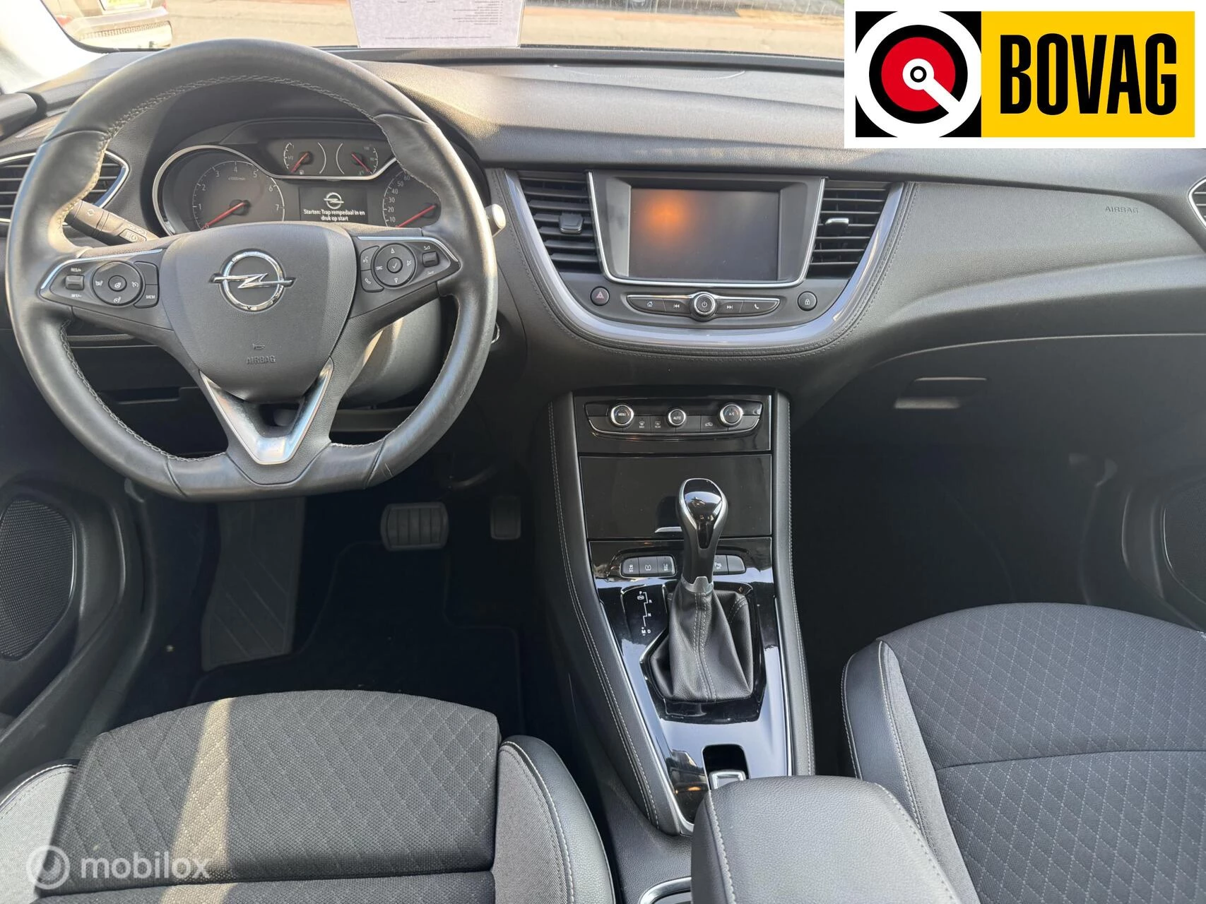 Hoofdafbeelding Opel Grandland X