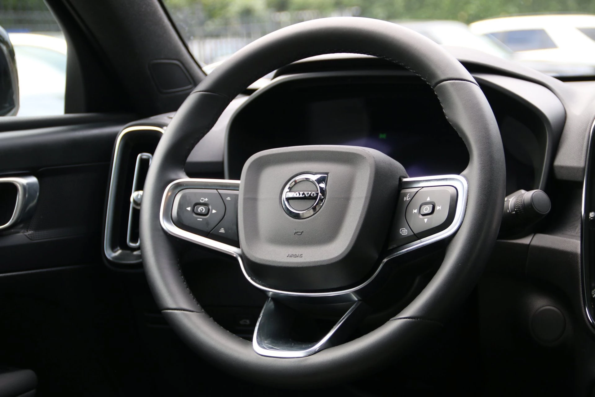 Hoofdafbeelding Volvo C40