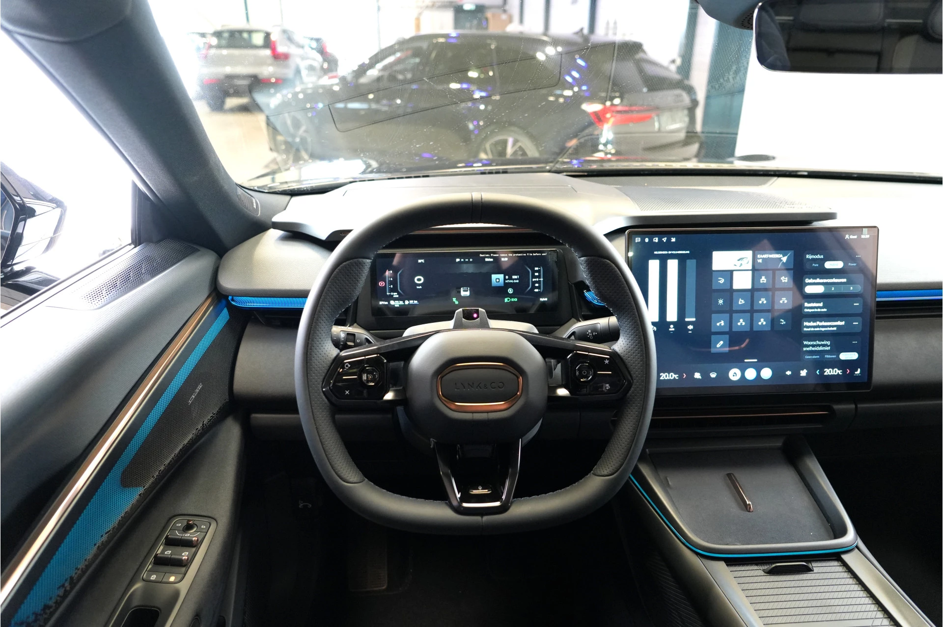 Hoofdafbeelding Lynk & Co 08