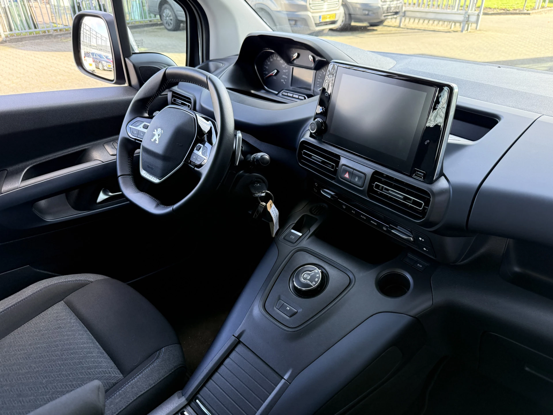 Hoofdafbeelding Peugeot Rifter