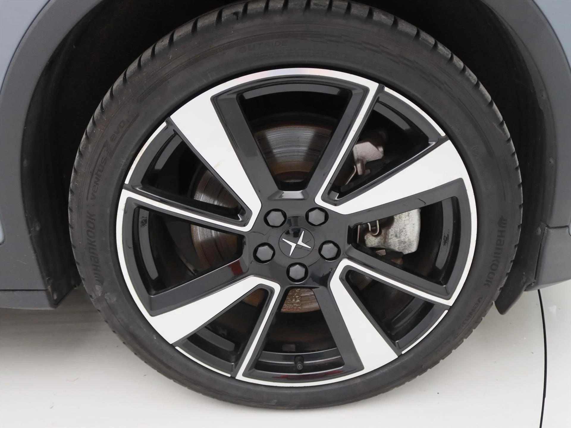 Hoofdafbeelding Polestar 2