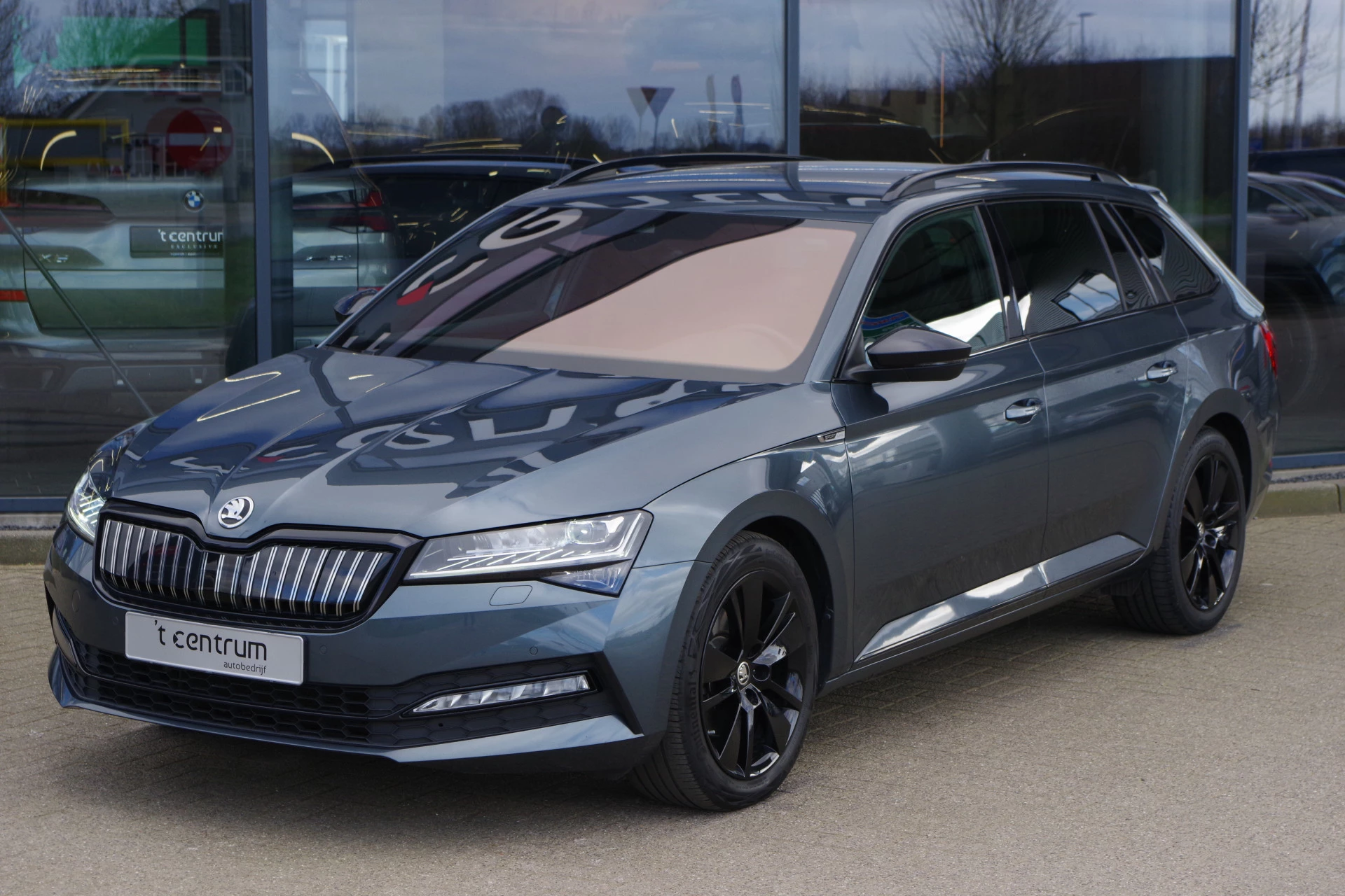 Hoofdafbeelding Škoda Superb