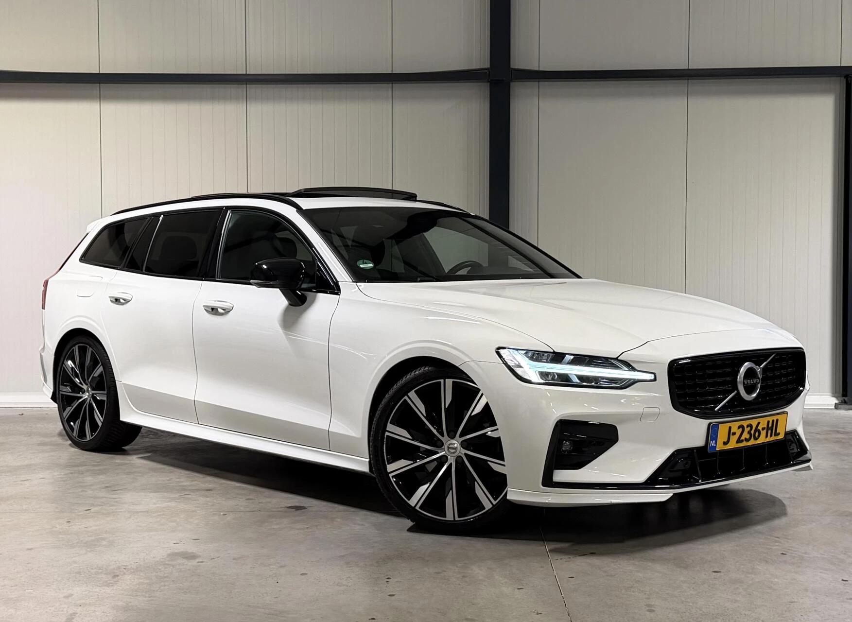 Hoofdafbeelding Volvo V60