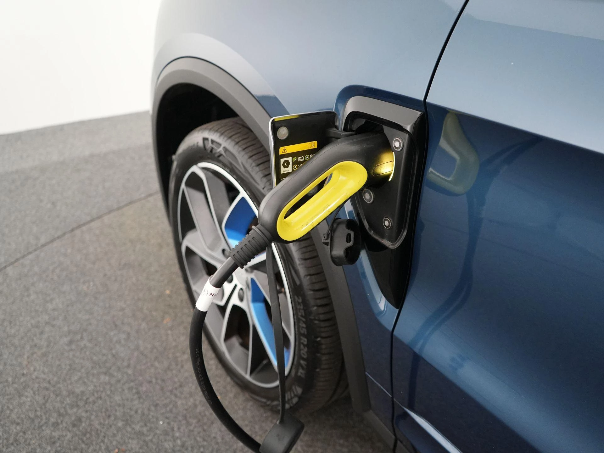 Hoofdafbeelding Lynk & Co 01