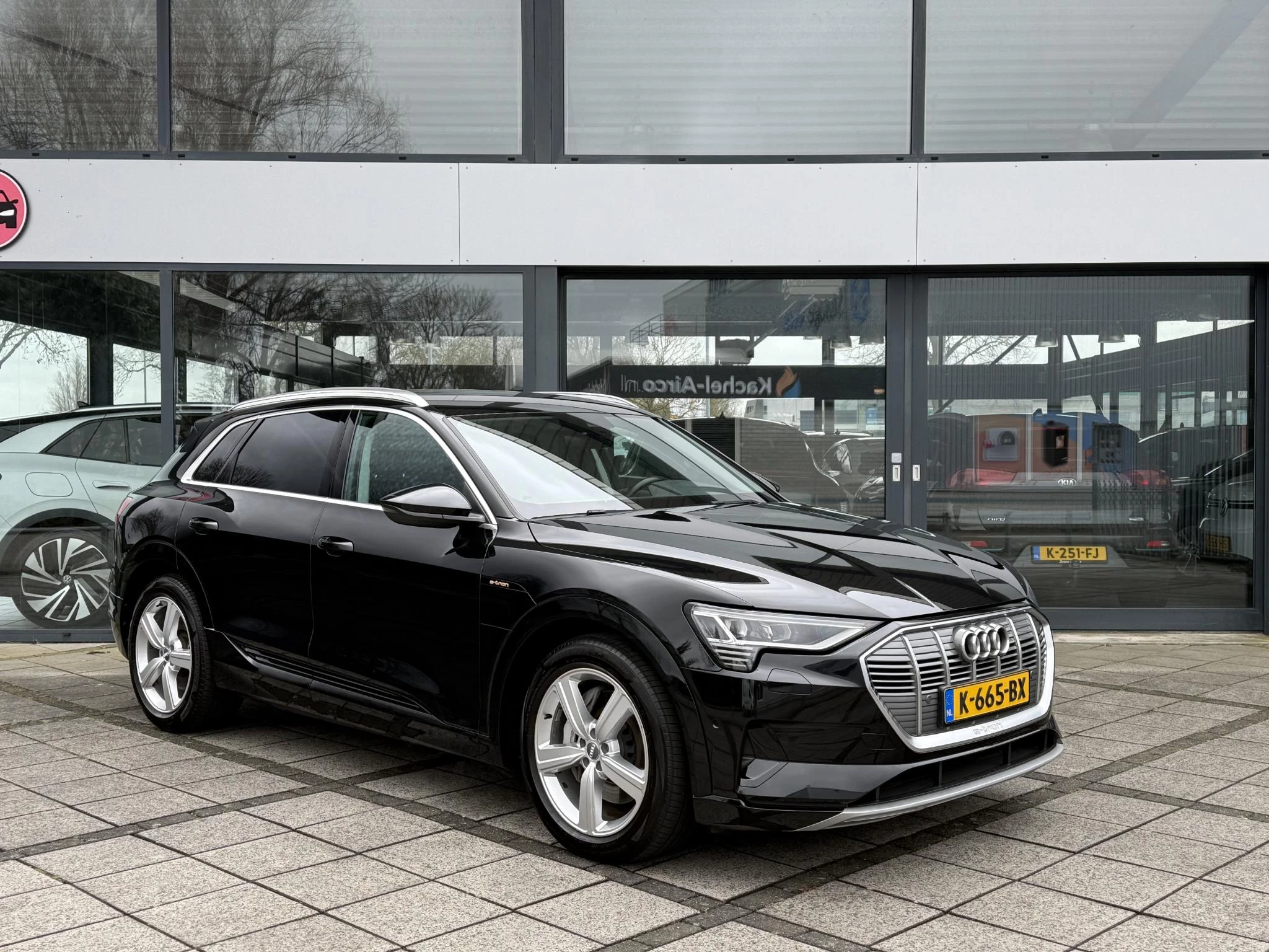 Hoofdafbeelding Audi e-tron