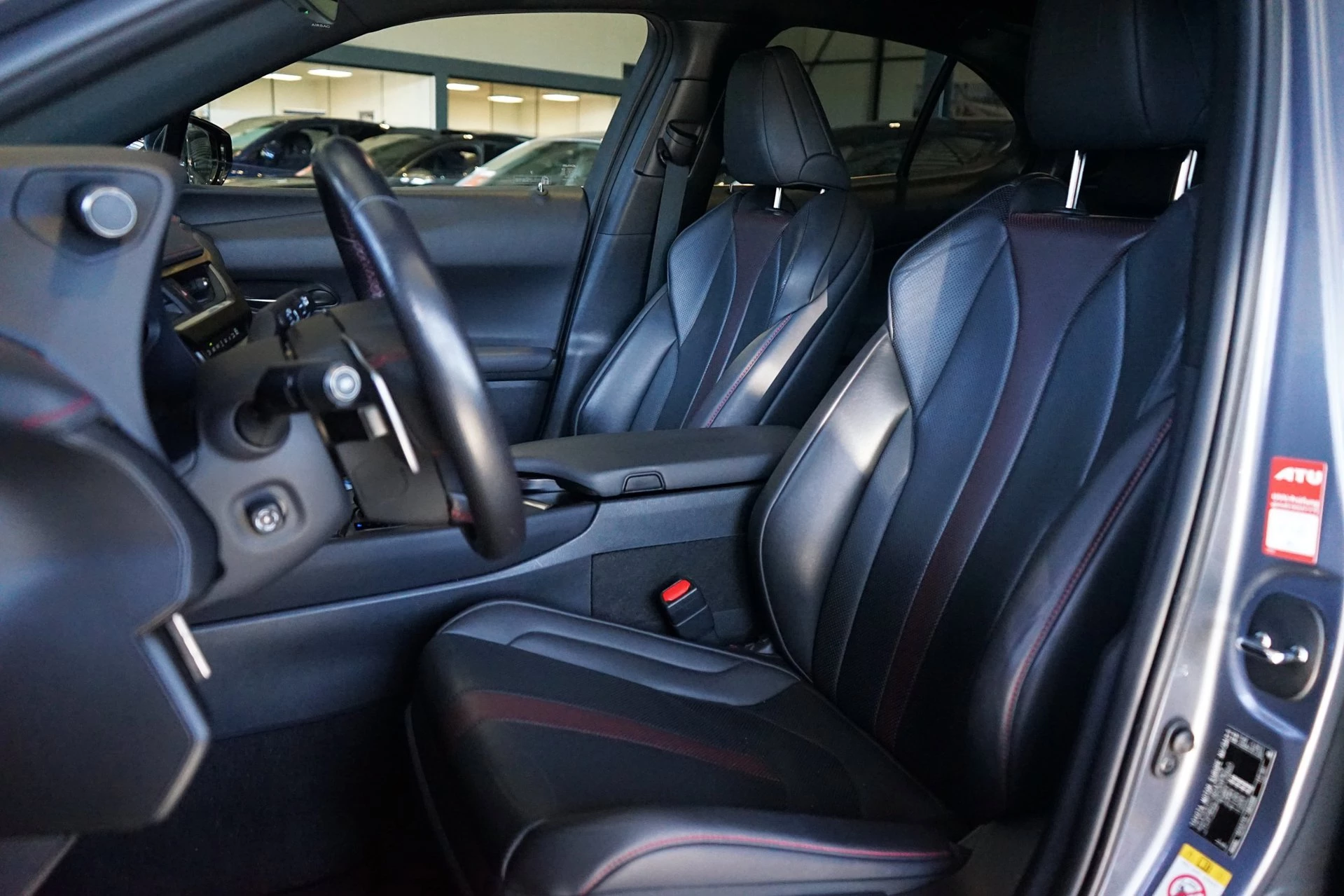 Hoofdafbeelding Lexus UX