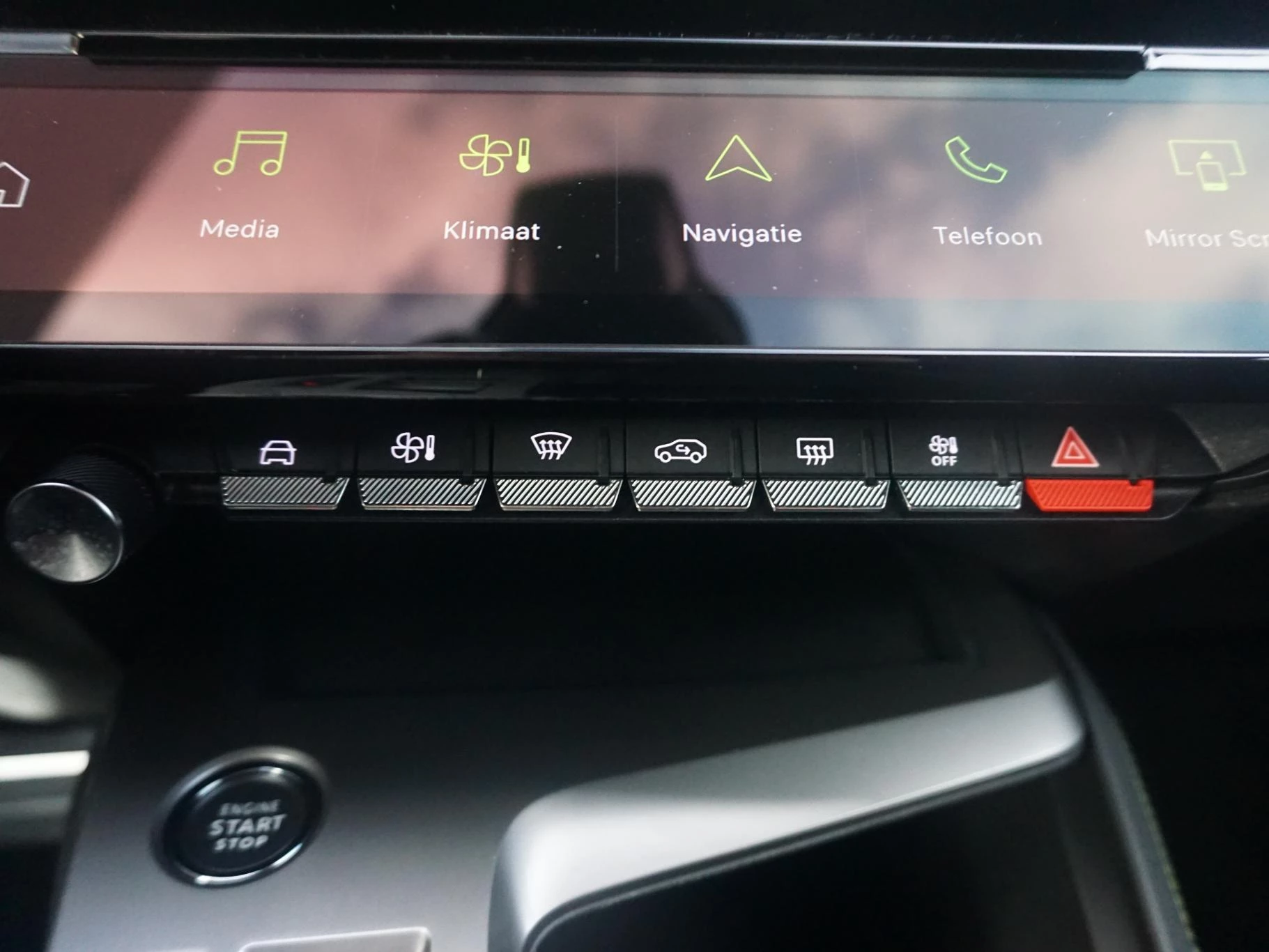 Hoofdafbeelding Peugeot 408