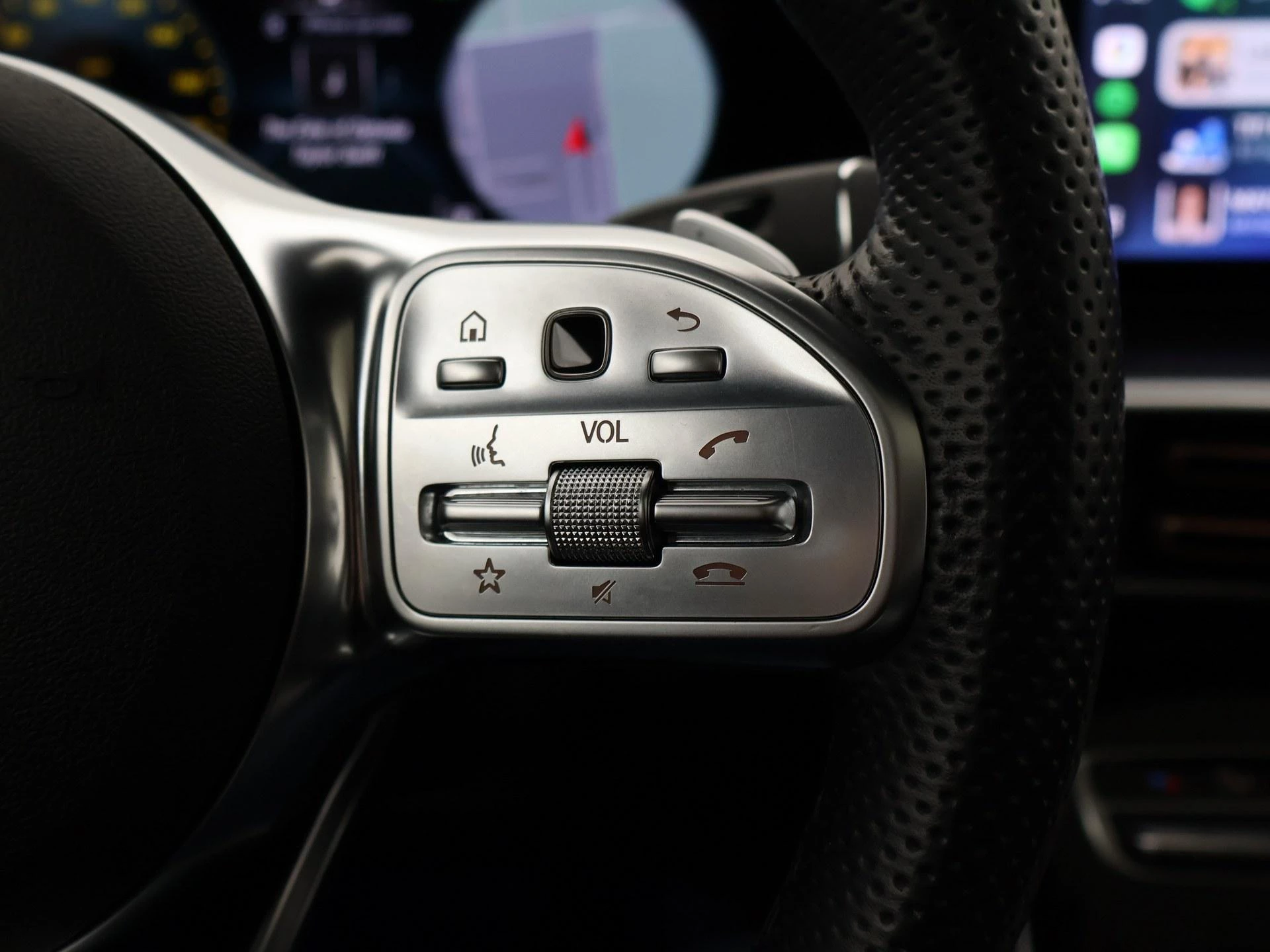 Hoofdafbeelding Mercedes-Benz EQC