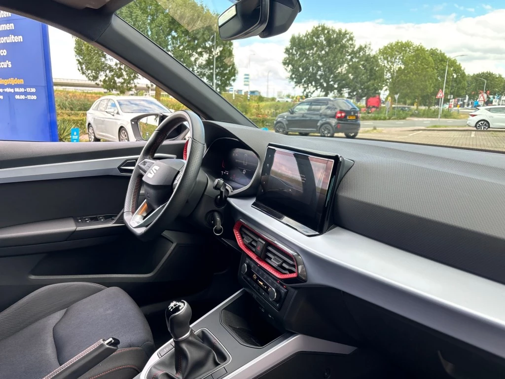 Hoofdafbeelding SEAT Arona