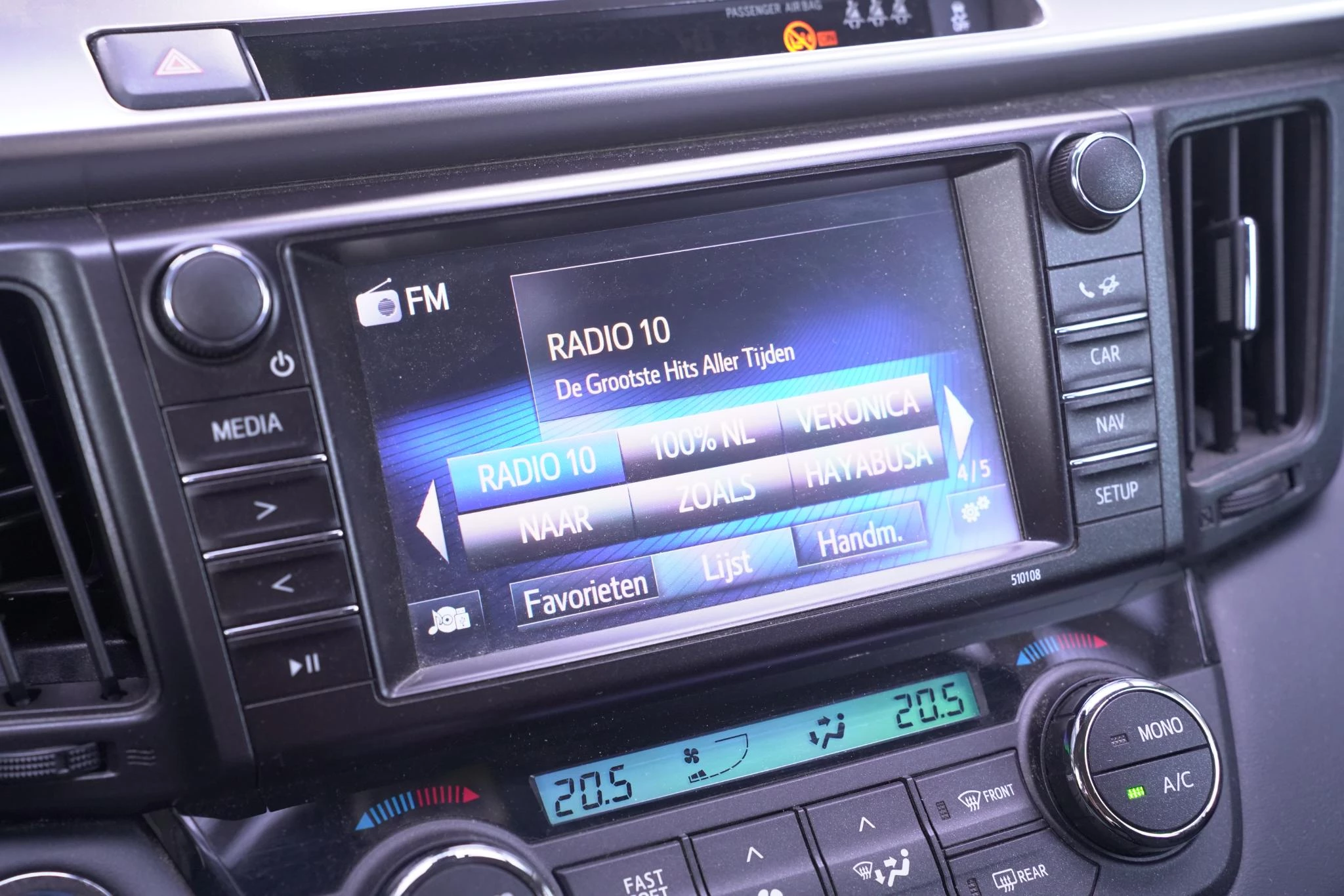 Hoofdafbeelding Toyota RAV4