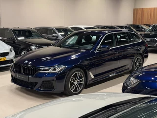 BMW 5-serie Touring 530e 292PK M Pakket, Laser Led, Pano, Camera, Alcantara, Ambiënte Light, Hud, PDC, Dealer Onderhoud