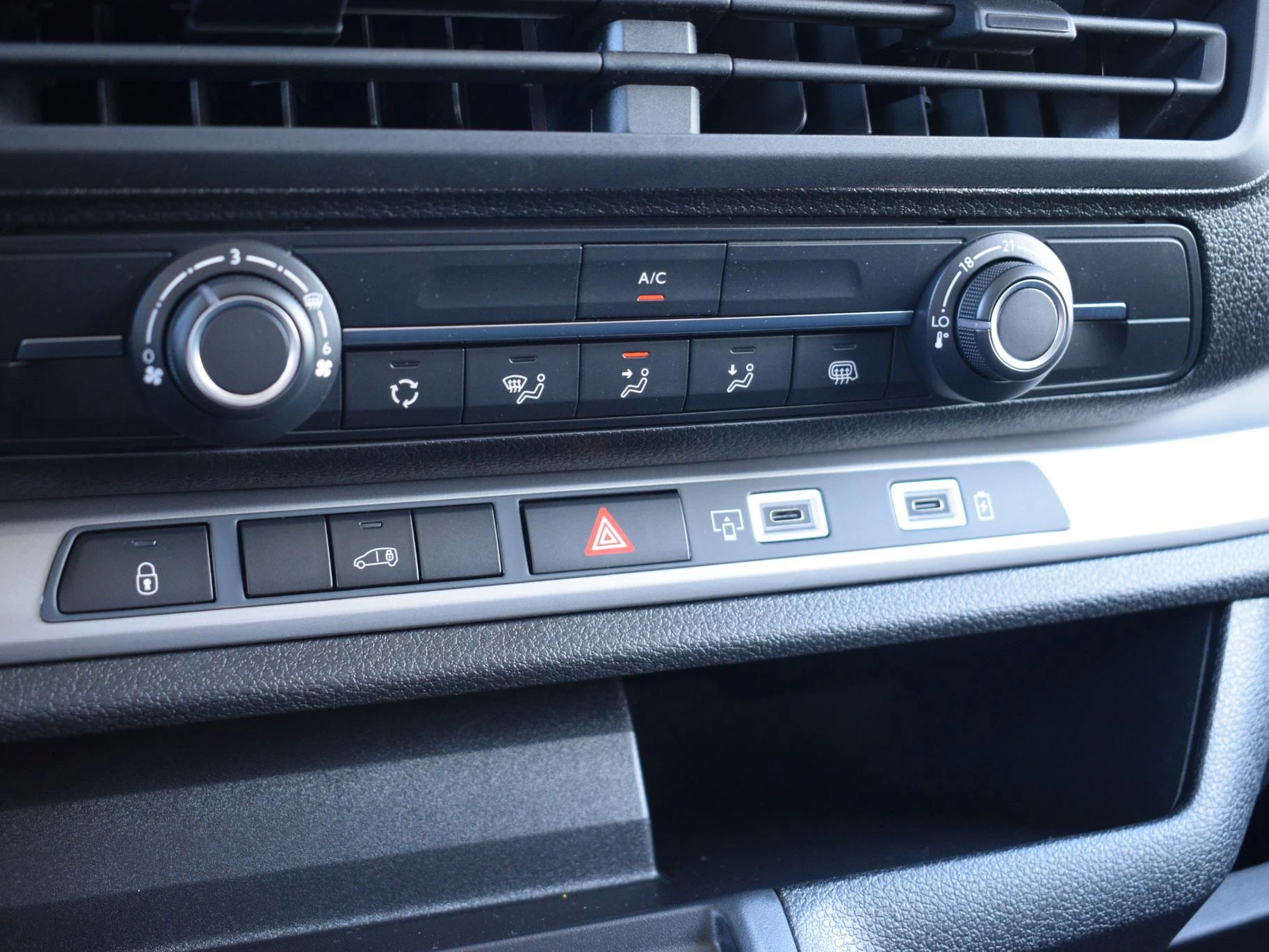 Hoofdafbeelding Opel Vivaro-e