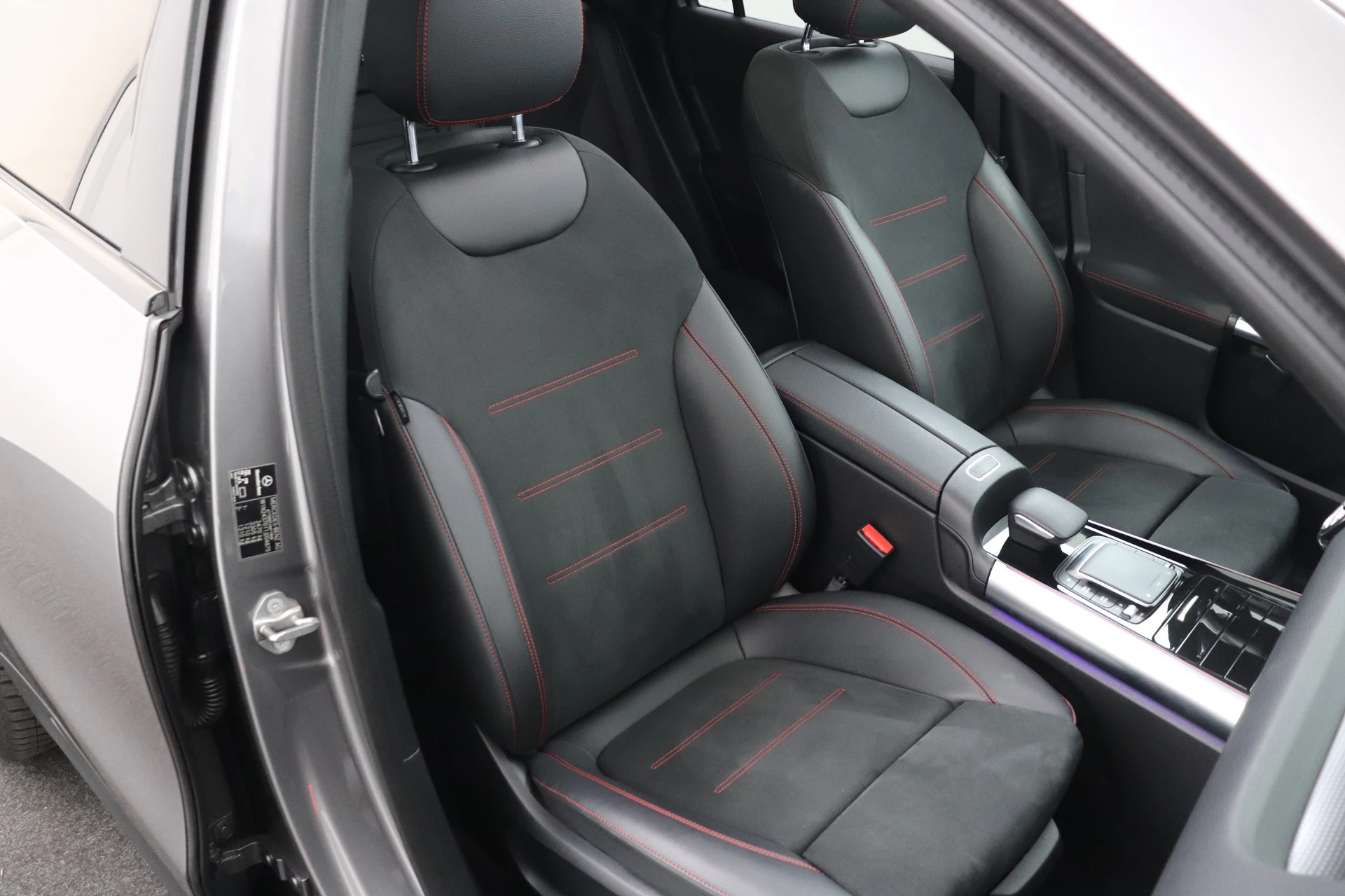 Hoofdafbeelding Mercedes-Benz EQA
