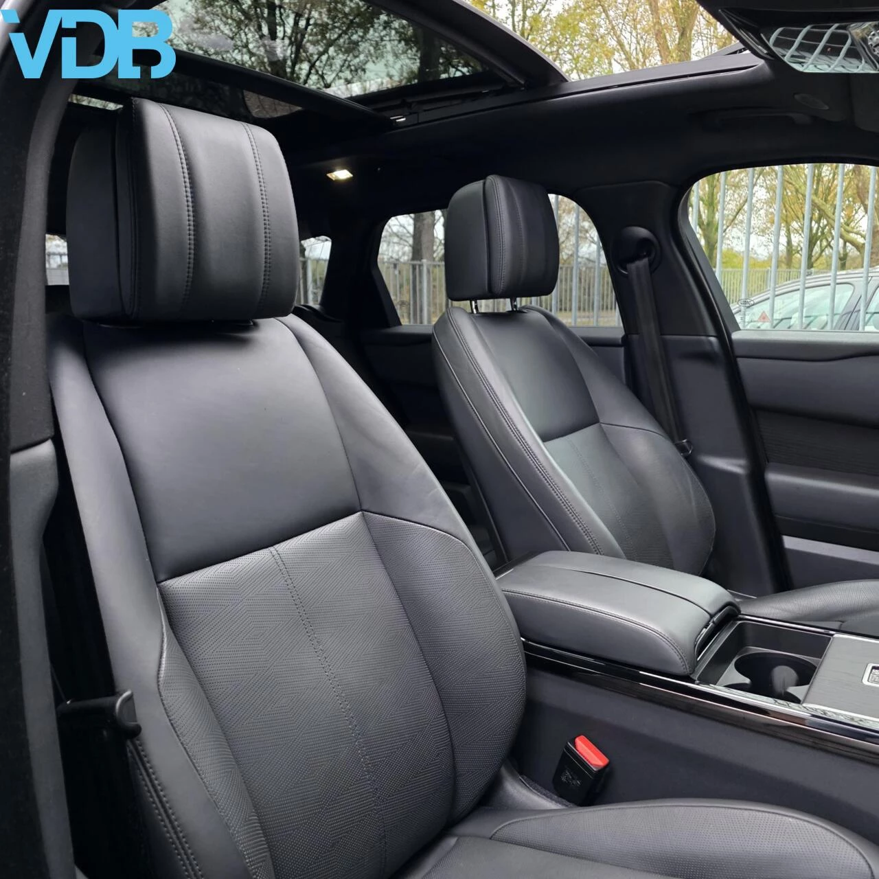 Hoofdafbeelding Land Rover Range Rover Velar