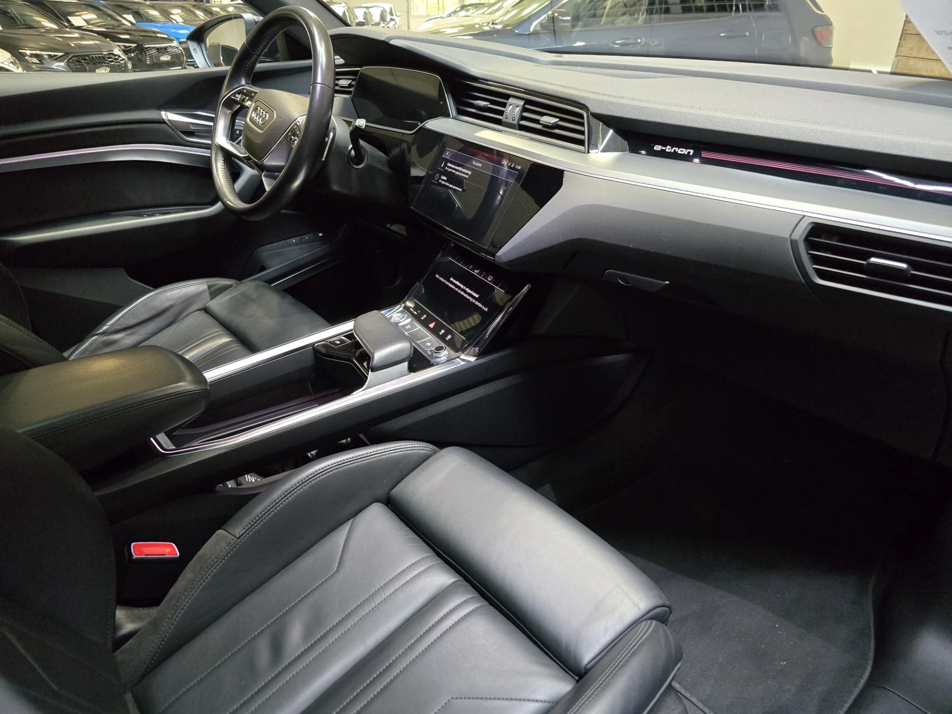 Hoofdafbeelding Audi e-tron