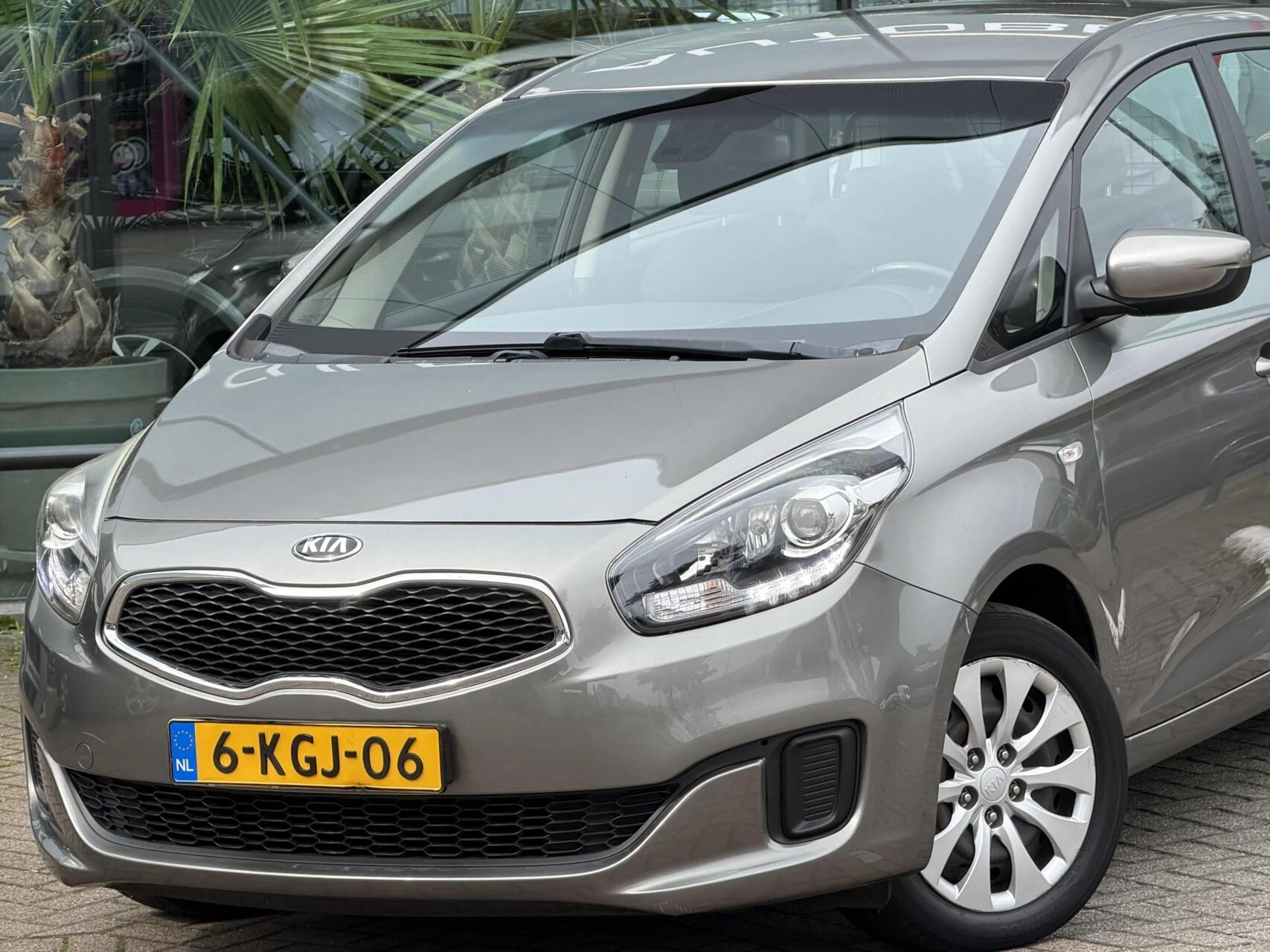 Hoofdafbeelding Kia Carens
