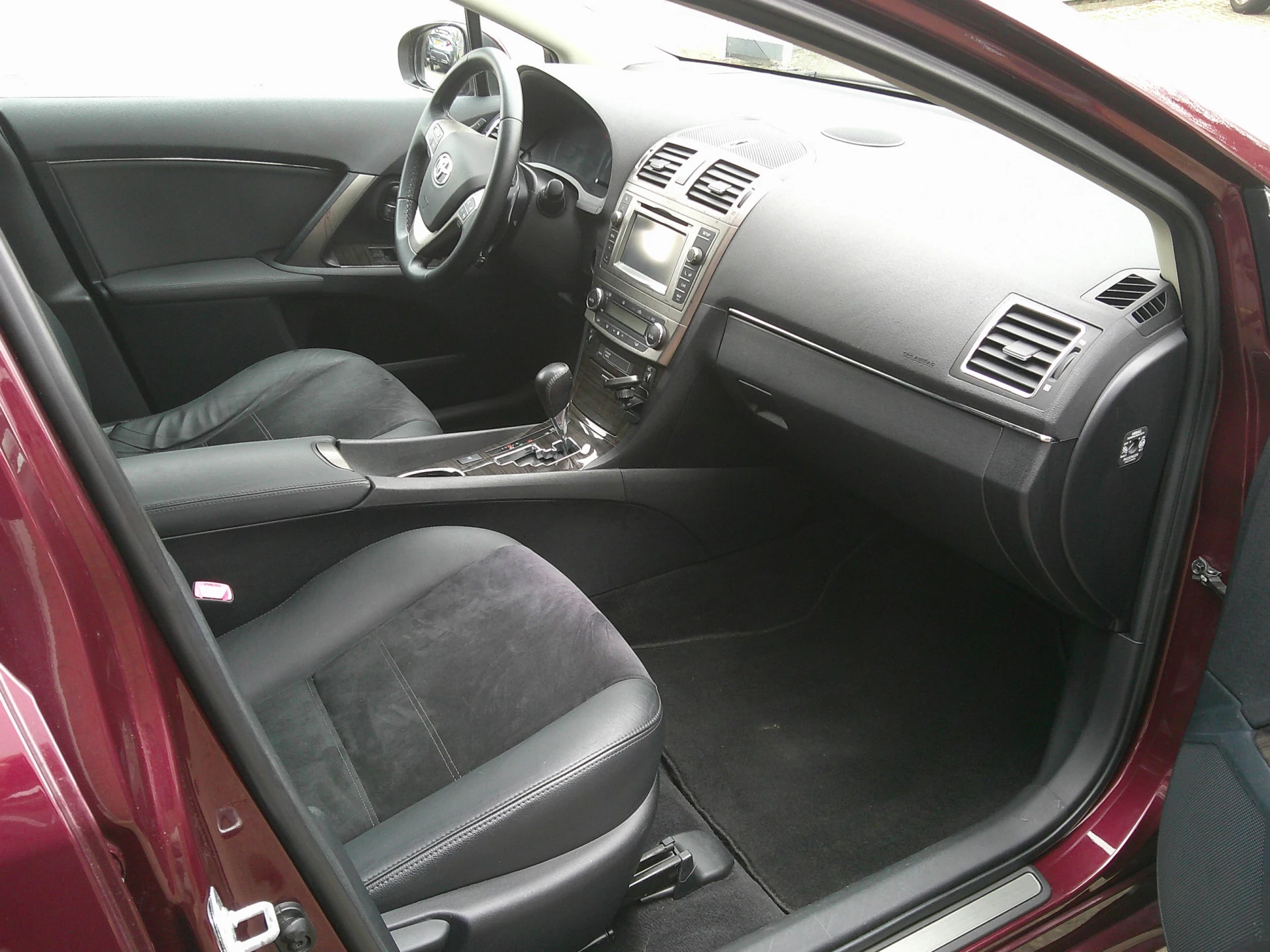 Hoofdafbeelding Toyota Avensis