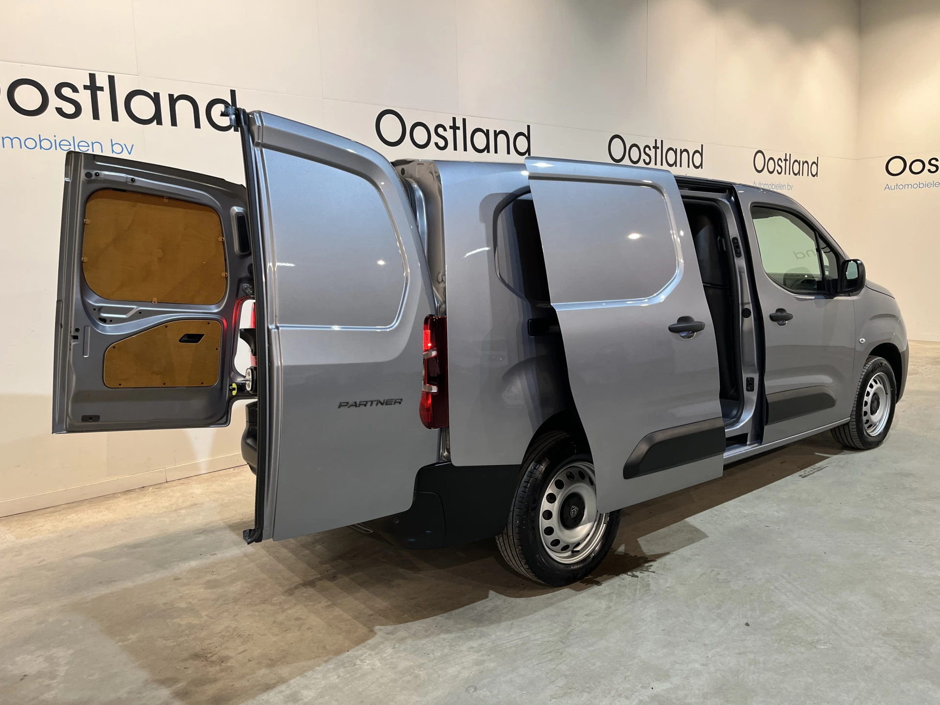 Hoofdafbeelding Peugeot Partner