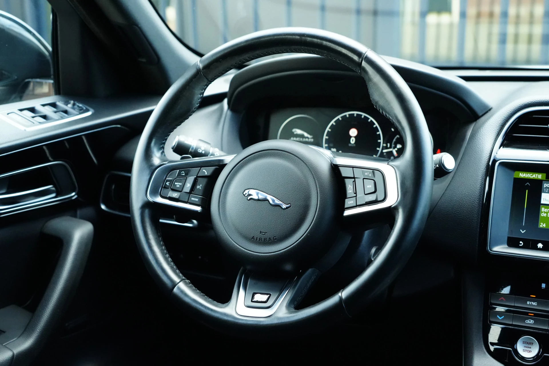 Hoofdafbeelding Jaguar F-PACE