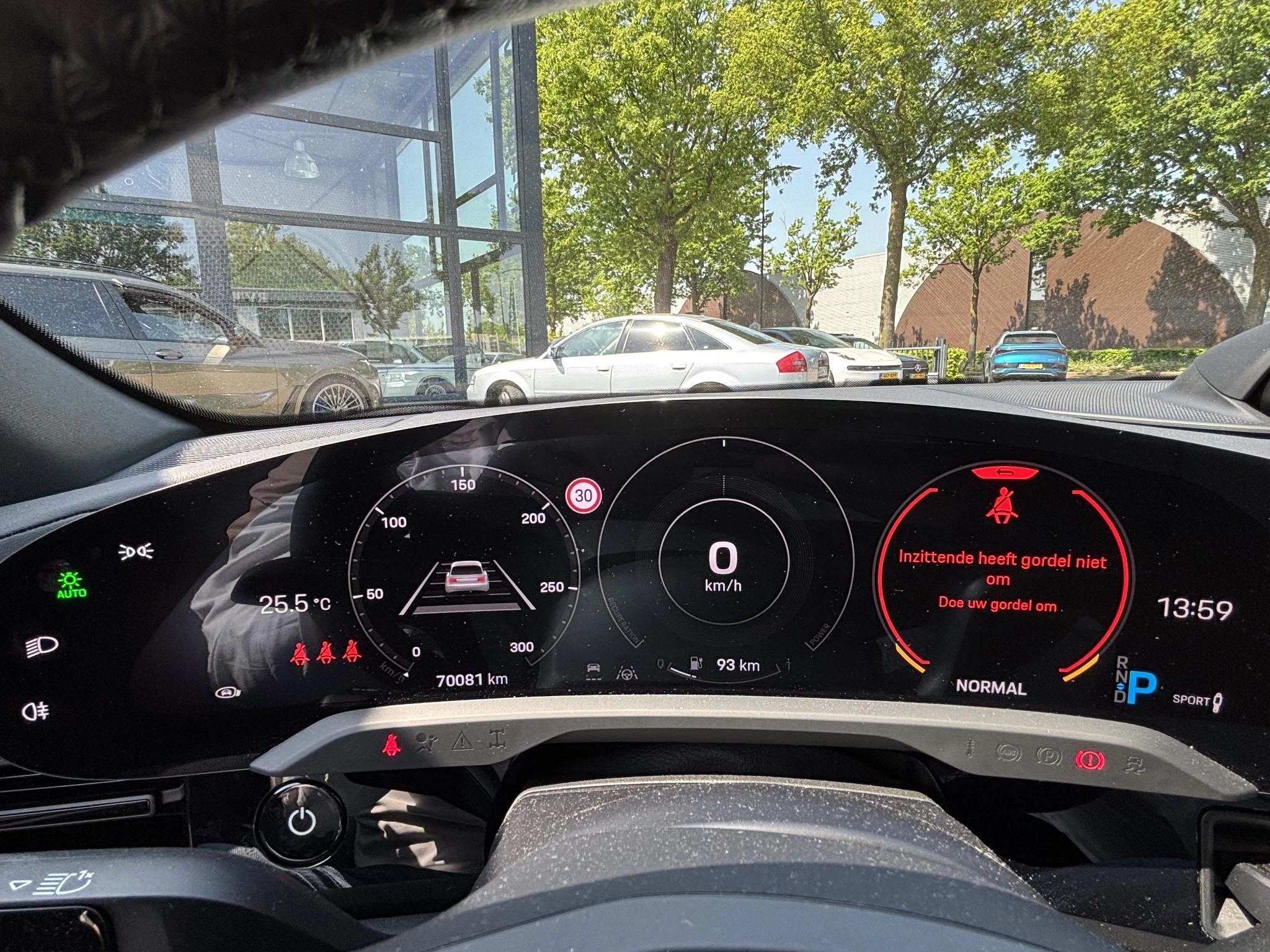 Hoofdafbeelding Porsche Taycan