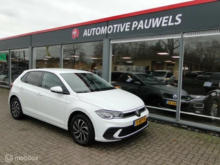 Hoofdafbeelding Volkswagen Polo Volkswagen Polo 1.0 TSI Life, benzine, schakel, 2023, 13284 km