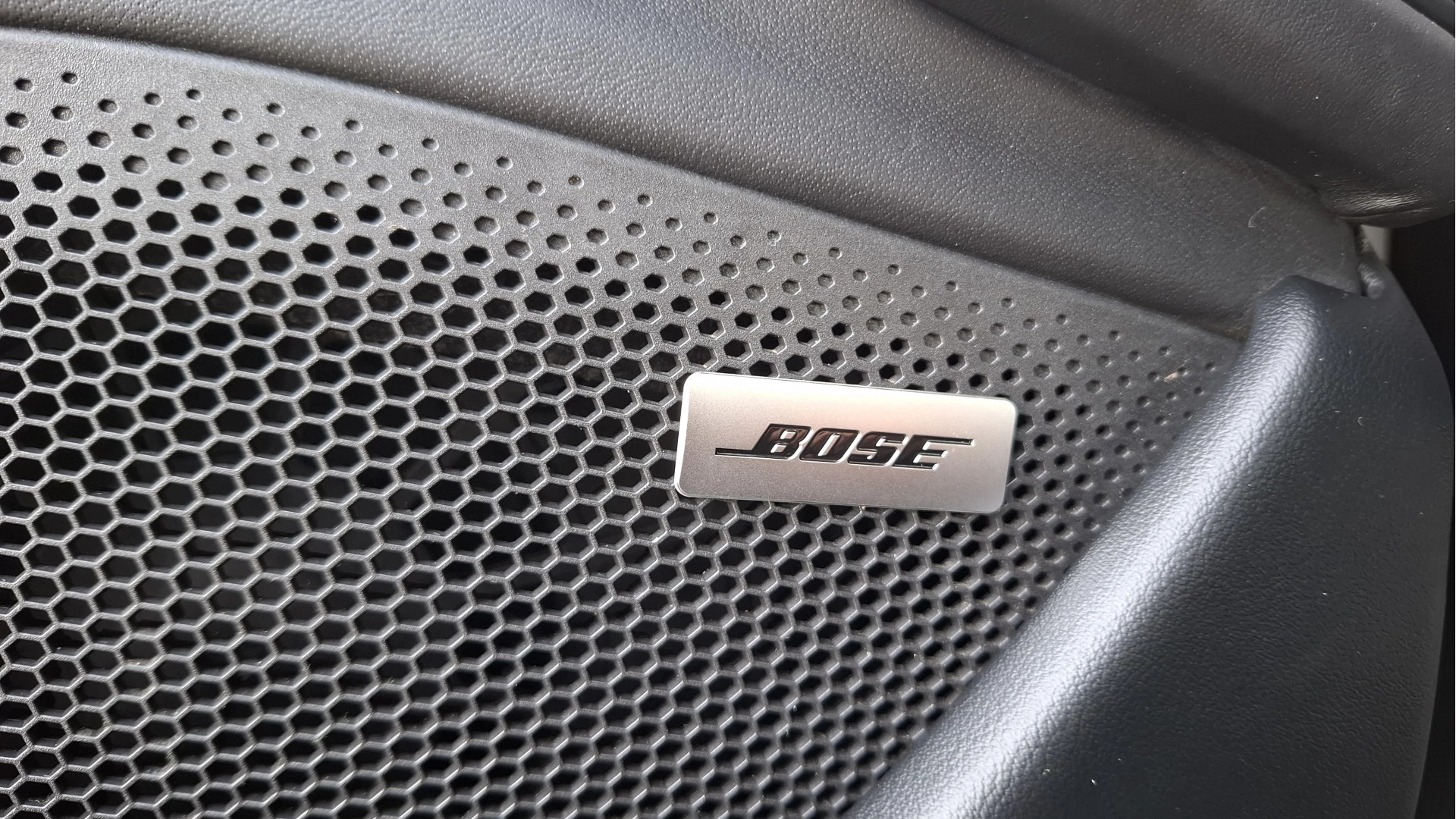 Hoofdafbeelding Porsche Taycan