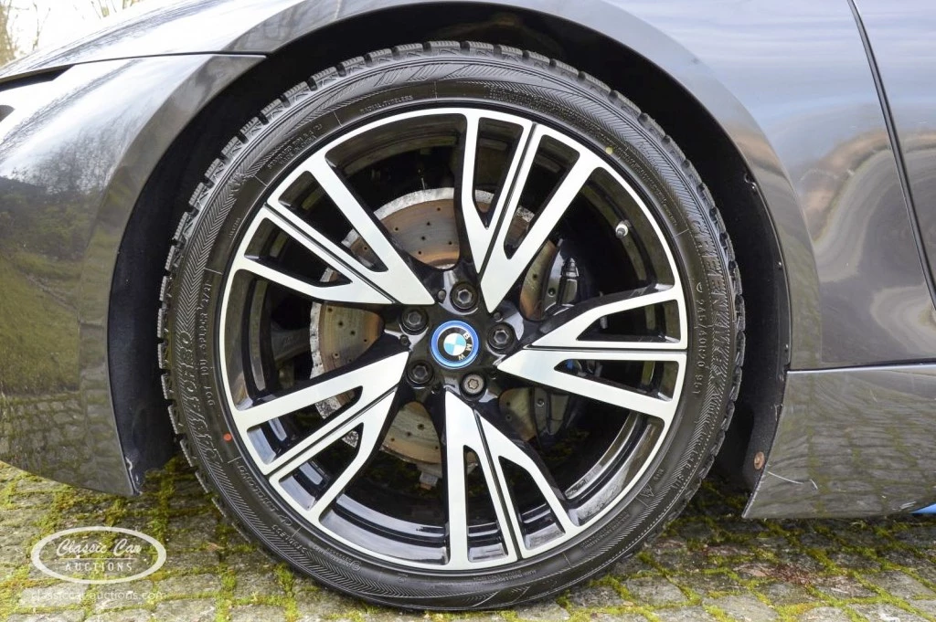 Hoofdafbeelding BMW i8