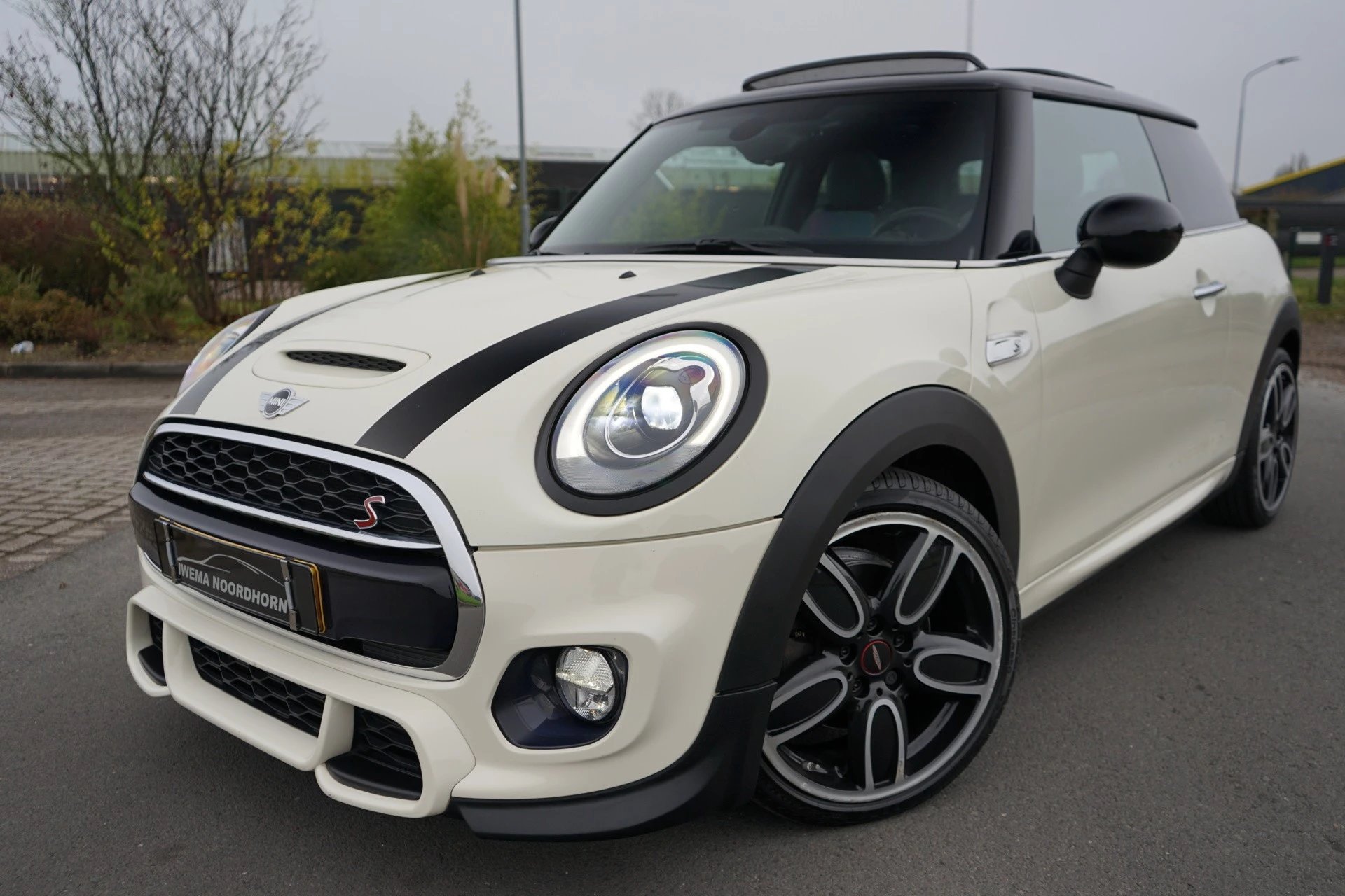 Hoofdafbeelding MINI Cooper S