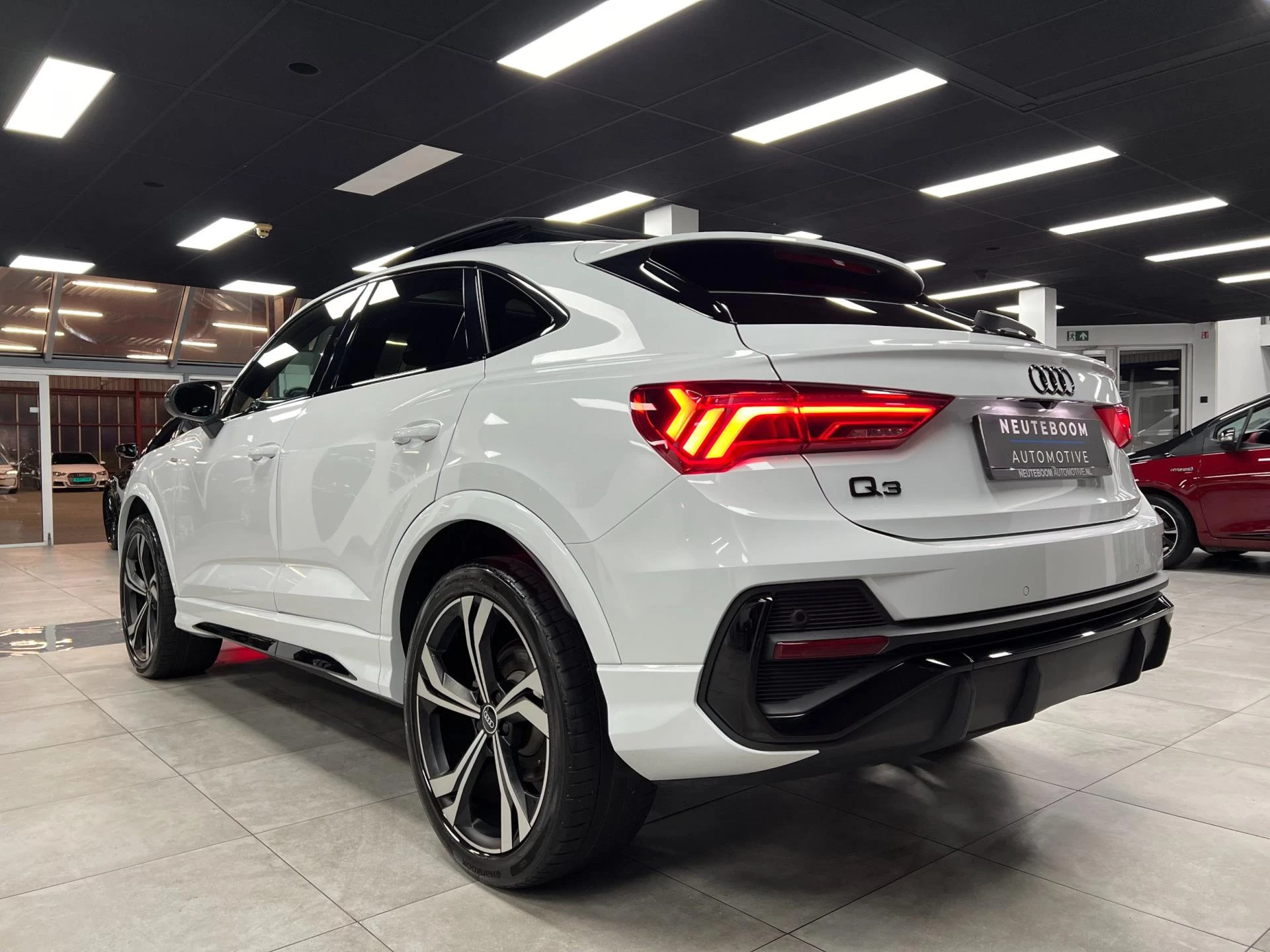 Hoofdafbeelding Audi Q3