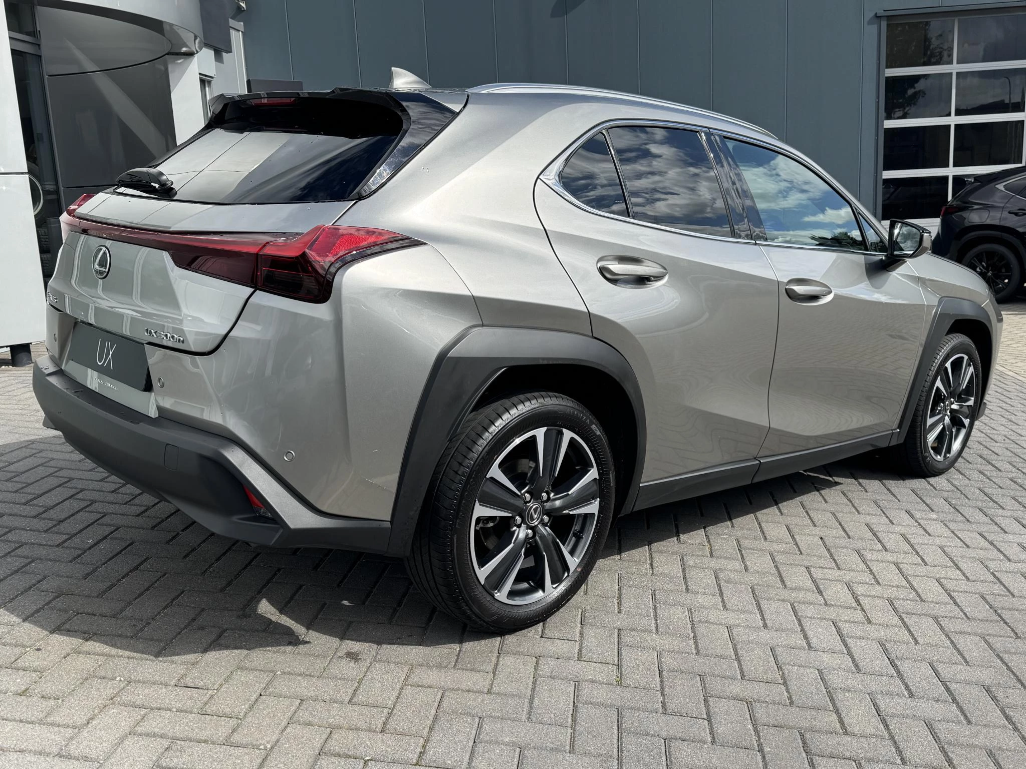 Hoofdafbeelding Lexus UX