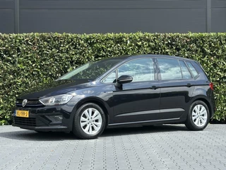 Volkswagen Golf Sportsvan 1.0 TSI Connected Series, NL AUTO, NAP, ECC-AIRCO, NAVI, DODEHOEK, CRUISE, CAMERA, PARKEERSENSOREN, TREKHAAK, LICHTMETAAL 16"