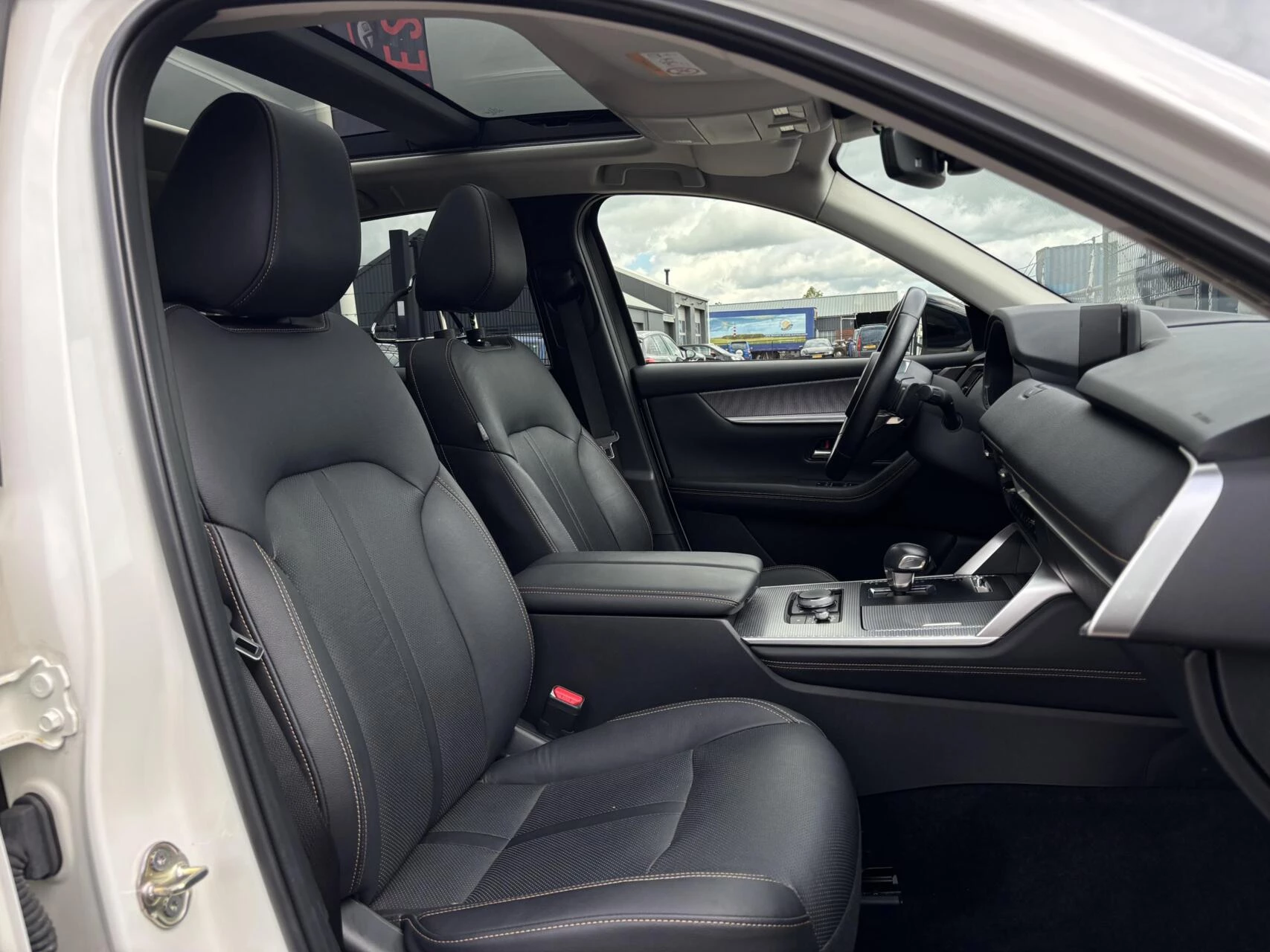 Hoofdafbeelding Mazda CX-60