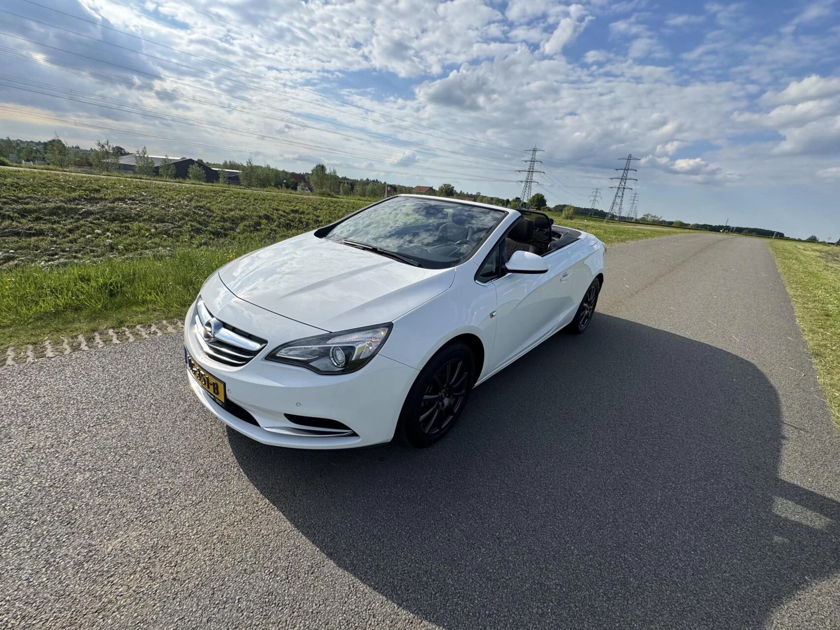 Hoofdafbeelding Opel Cascada