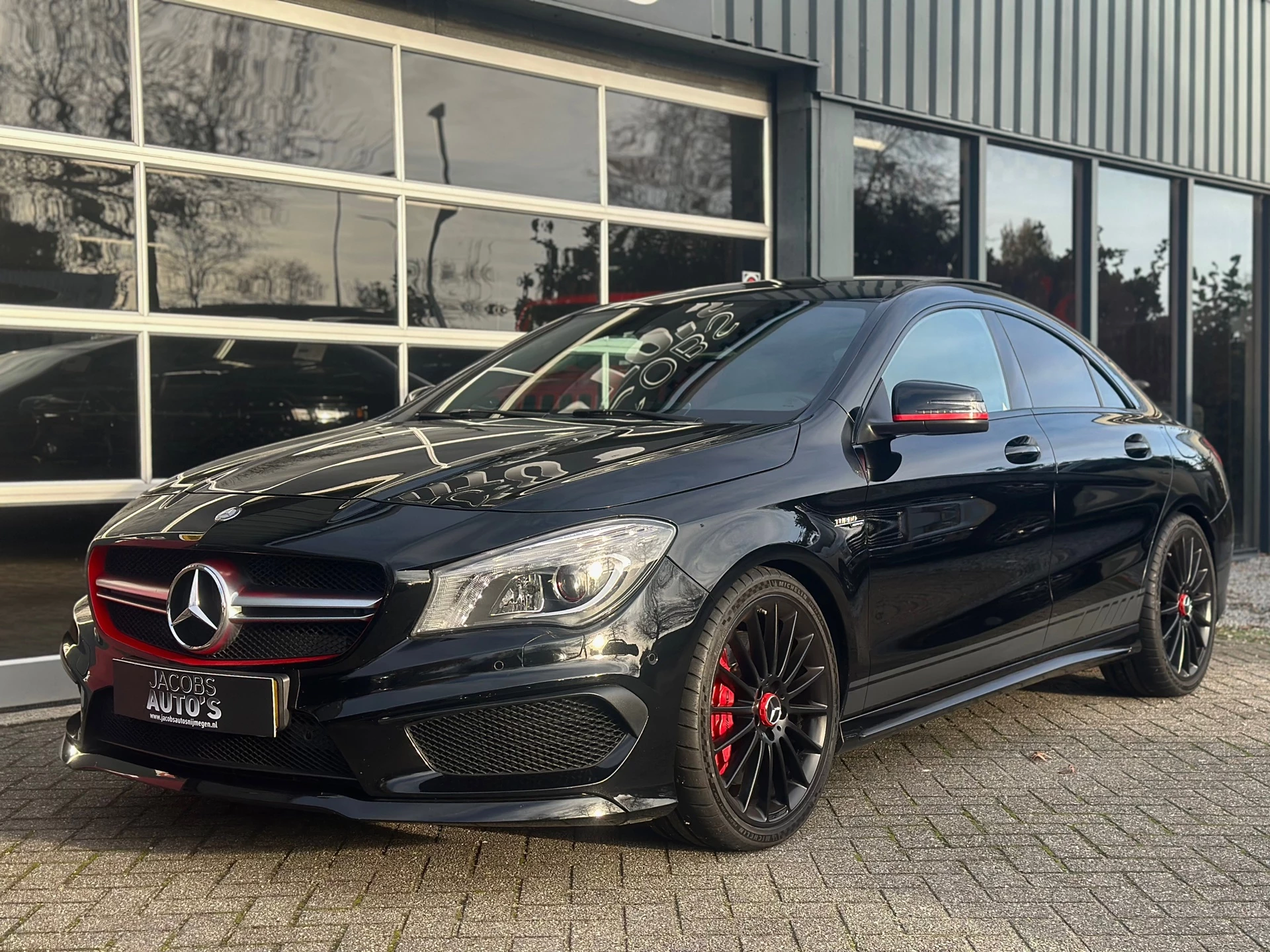 Hoofdafbeelding Mercedes-Benz CLA