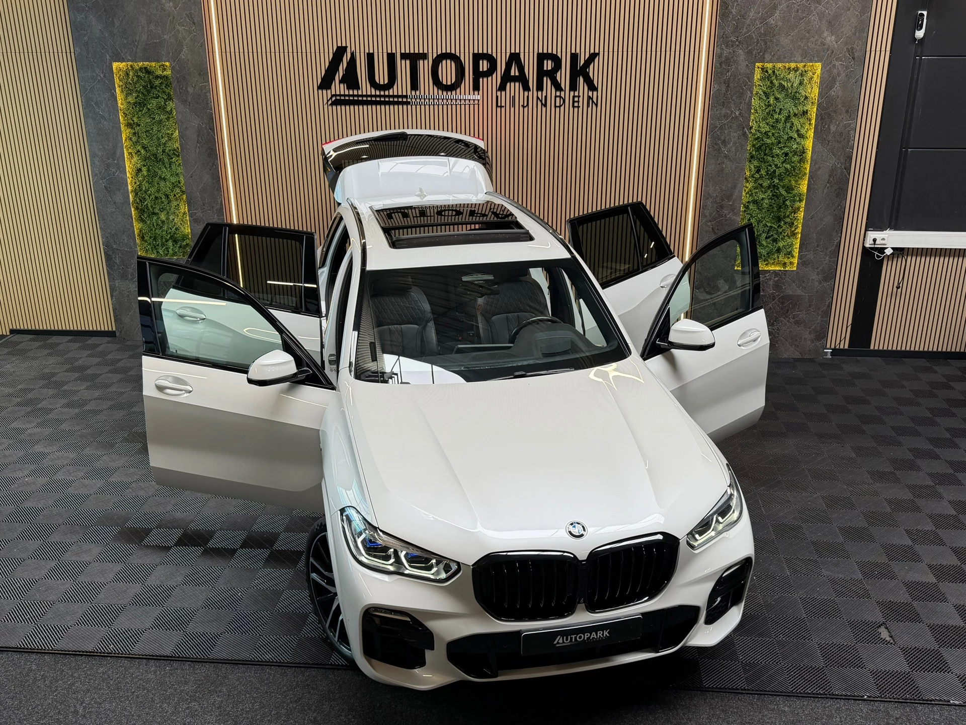 Hoofdafbeelding BMW X5