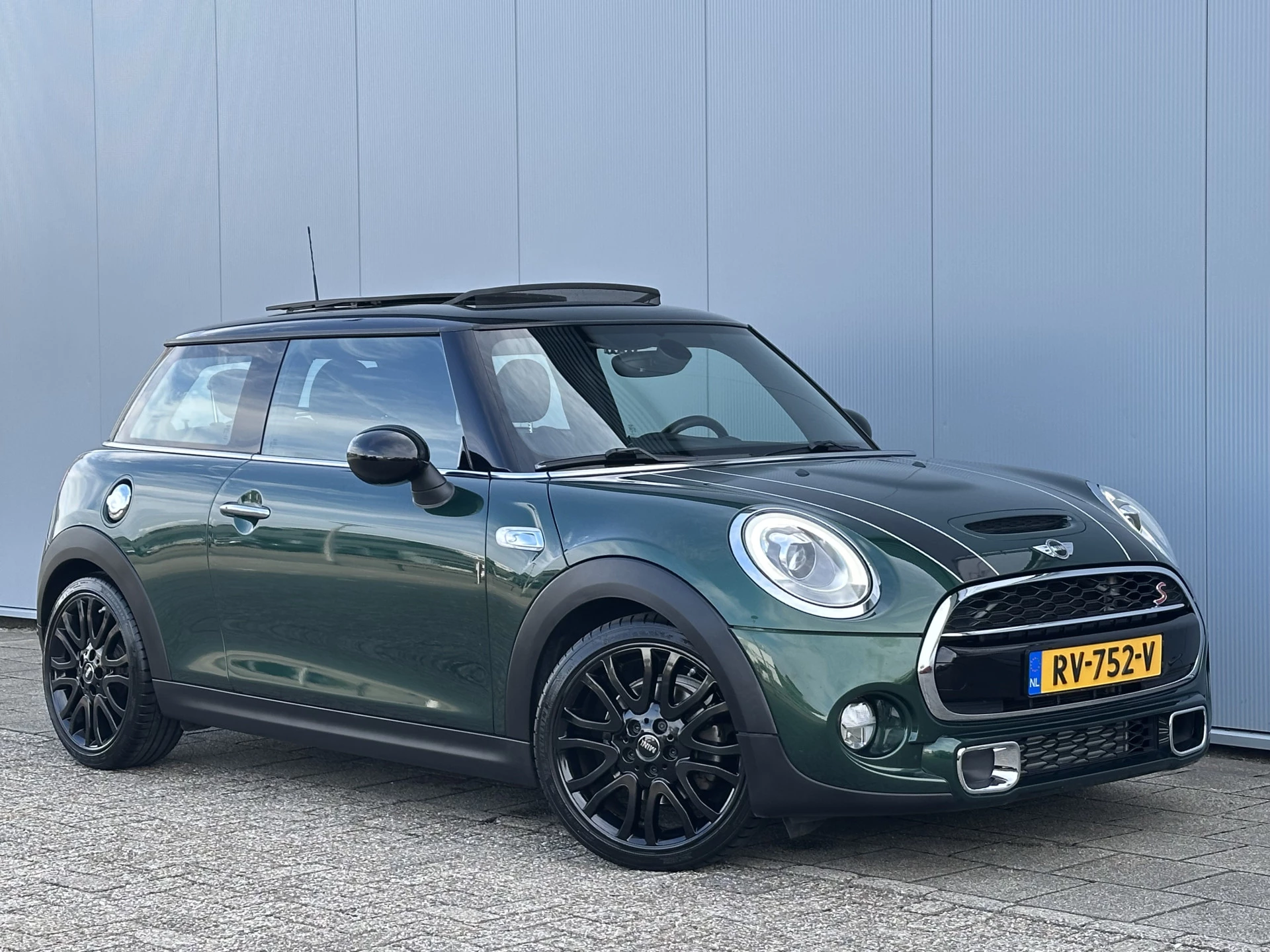 Hoofdafbeelding MINI Cooper S