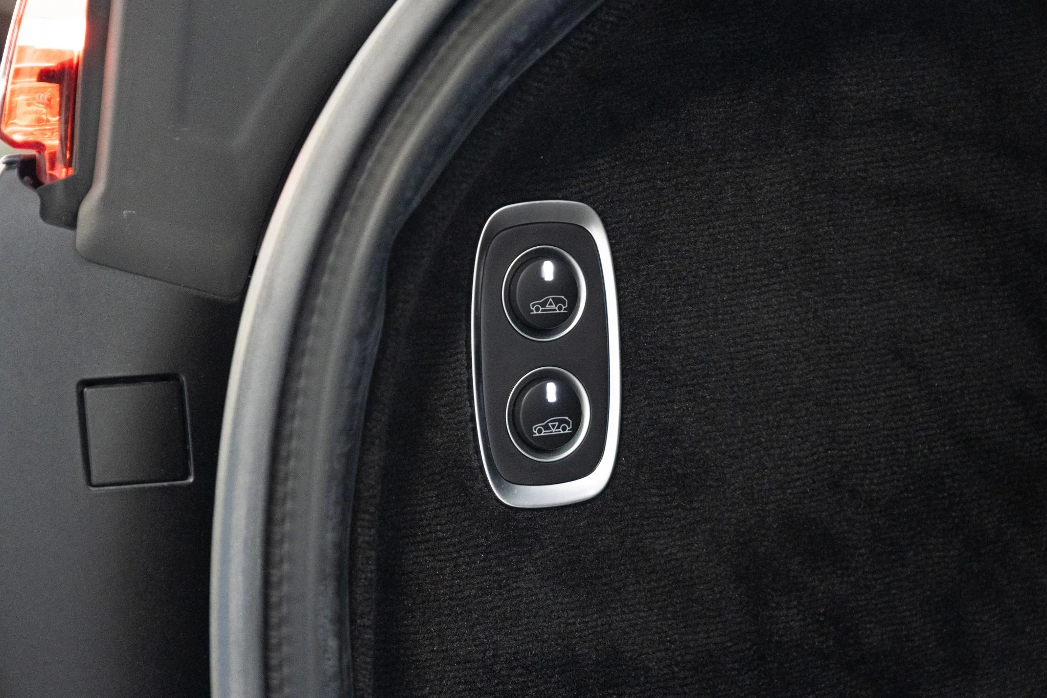 Hoofdafbeelding Aston Martin DBX