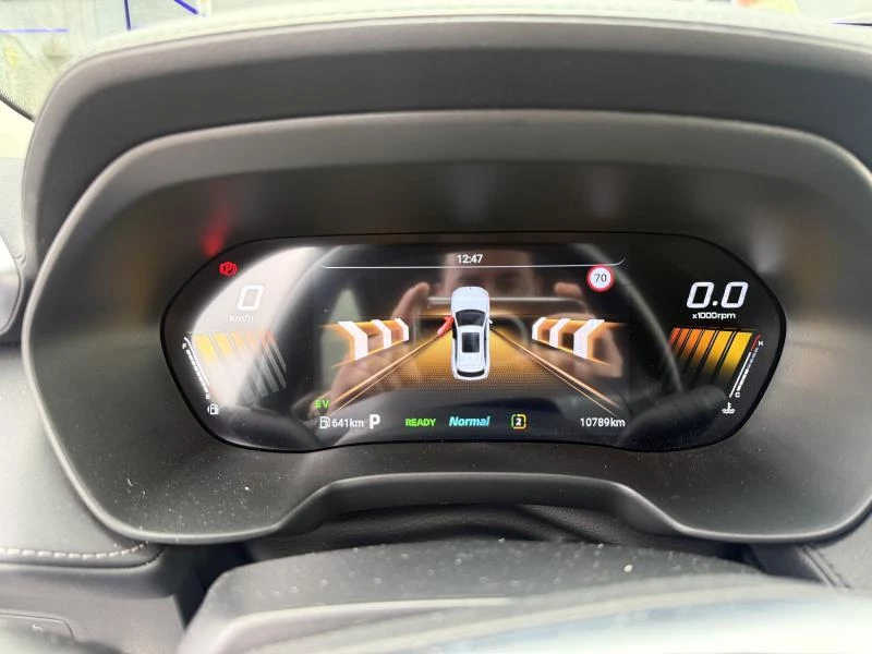 Hoofdafbeelding MG ZS