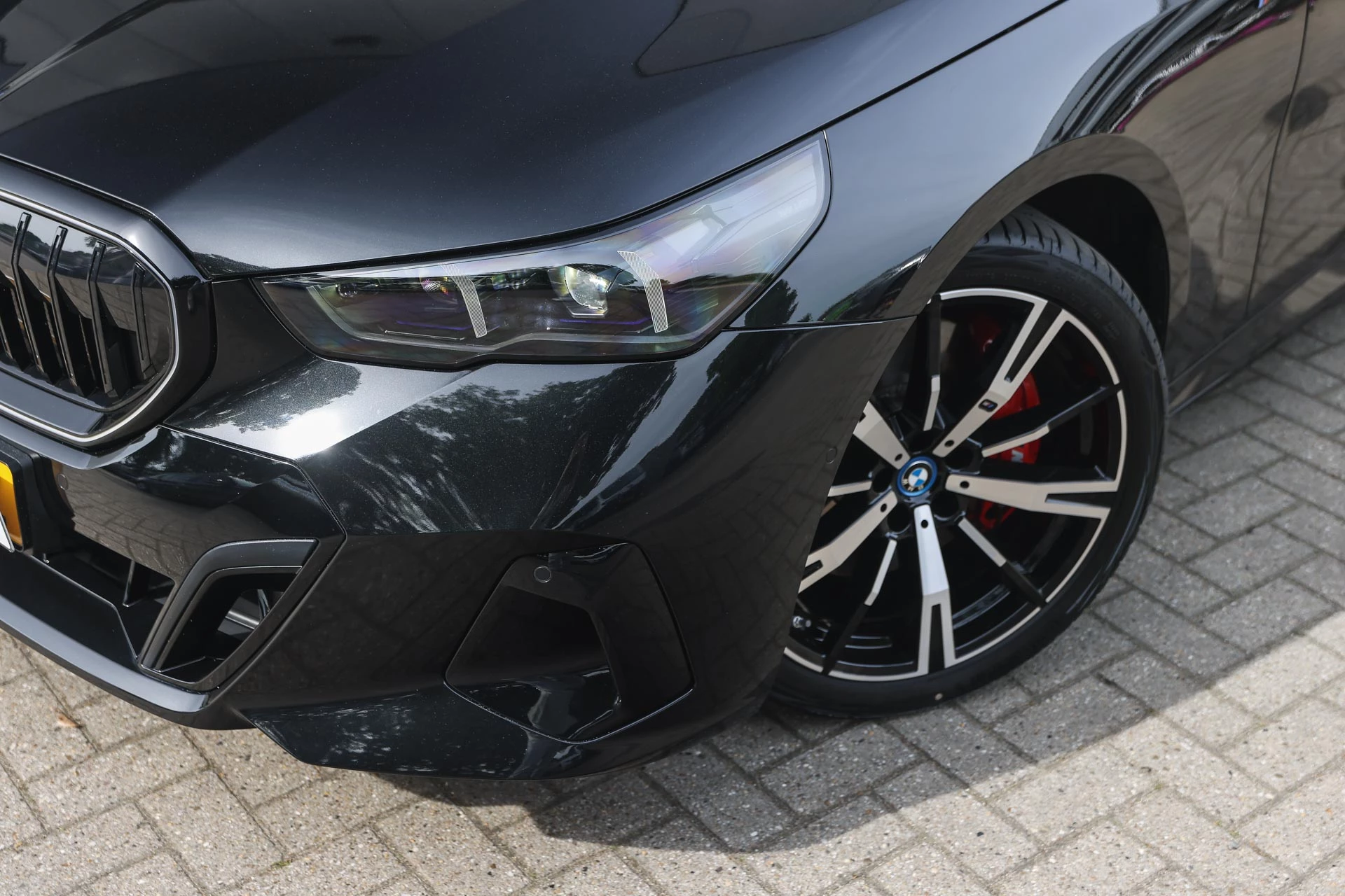 Hoofdafbeelding BMW i5